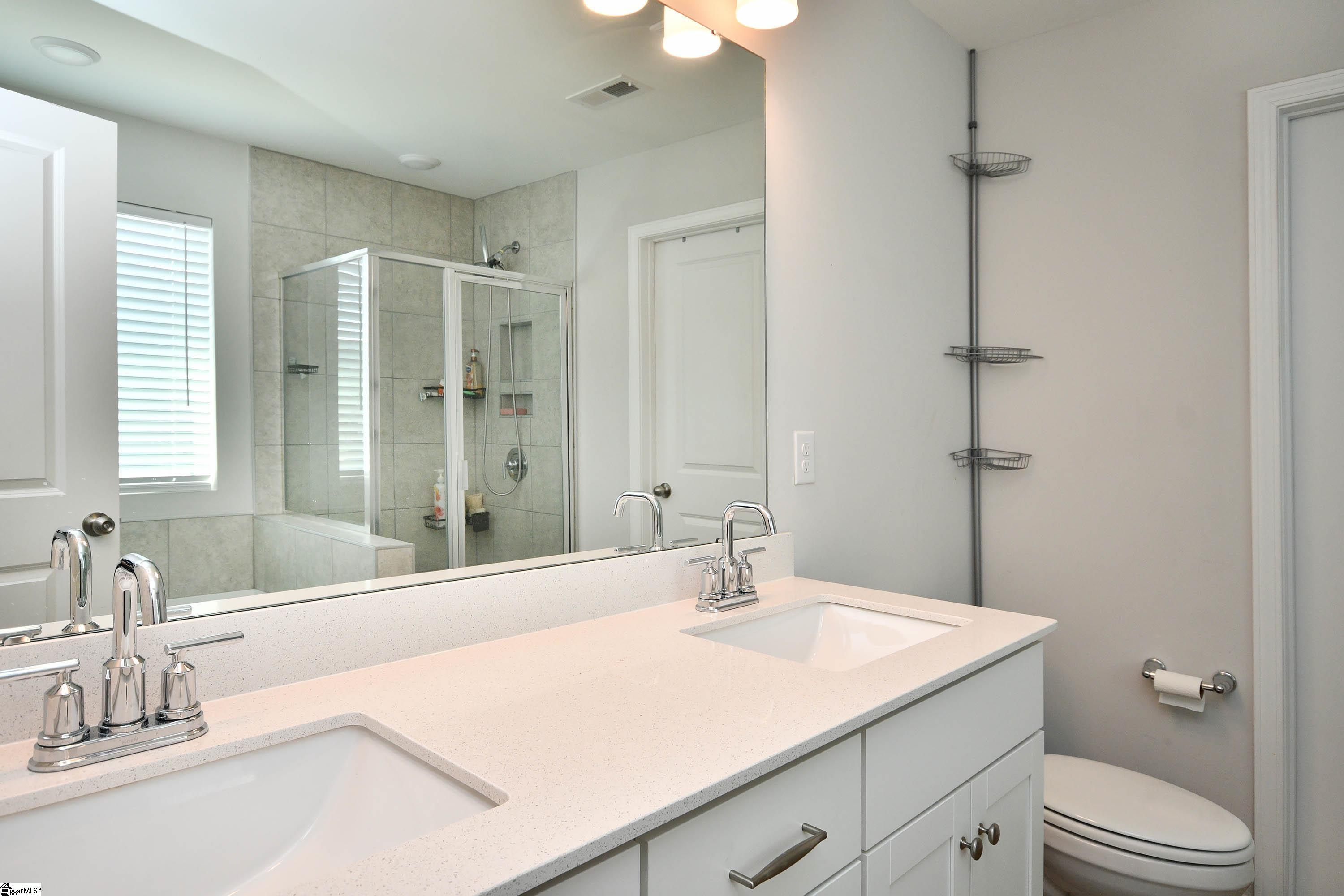 200 Whittier Street Property Photo 22