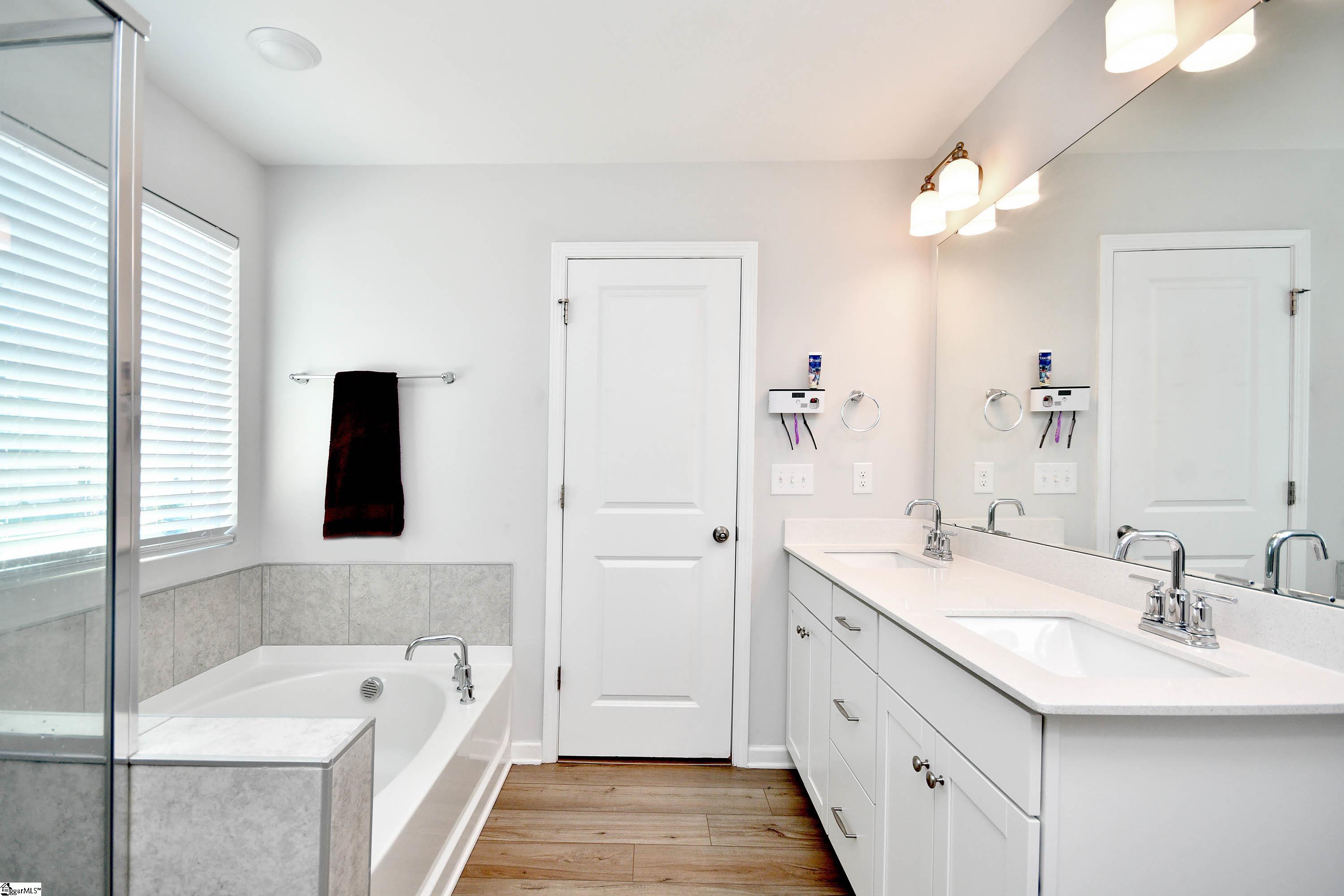 200 Whittier Street Property Photo 24