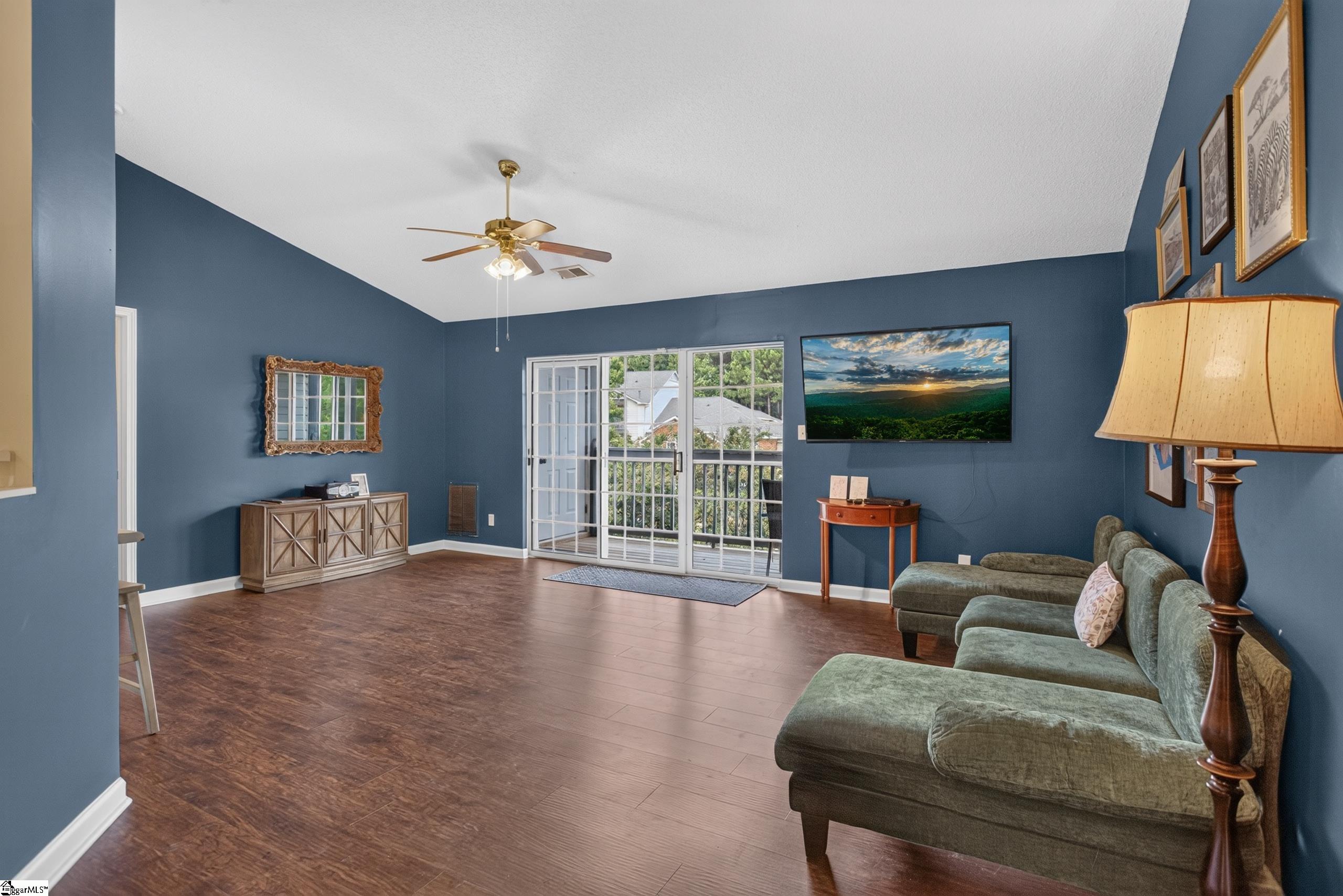 151 Wexford Drive Property Photo 2