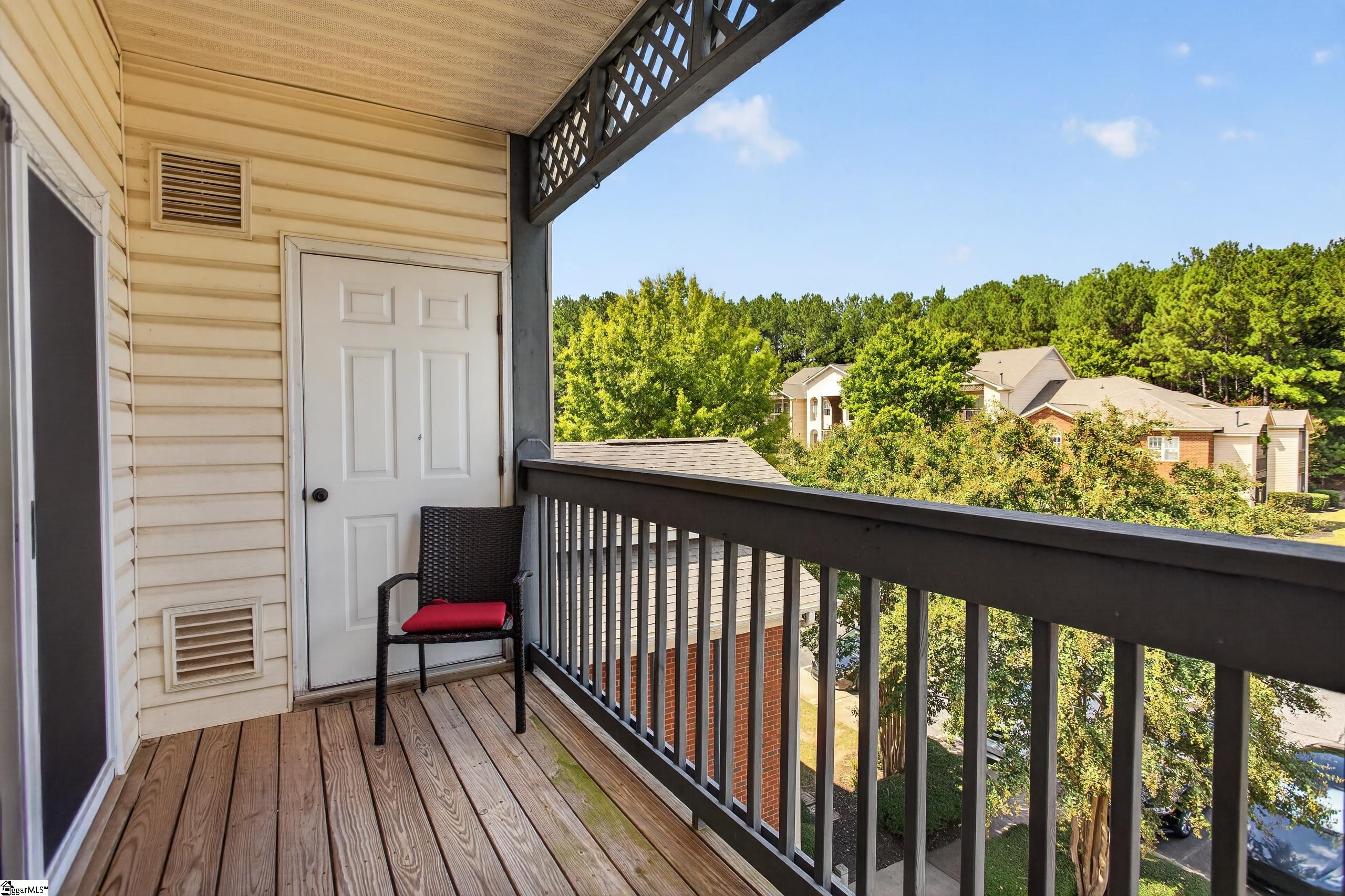 151 Wexford Drive Property Photo 13