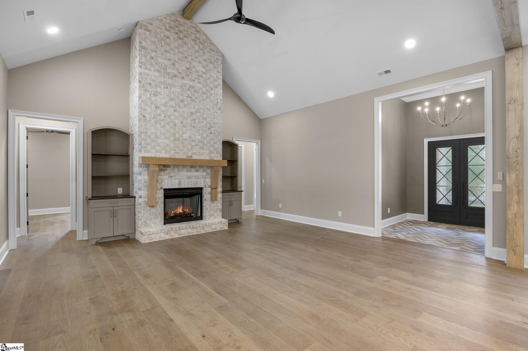 1589110 Property Photo 5