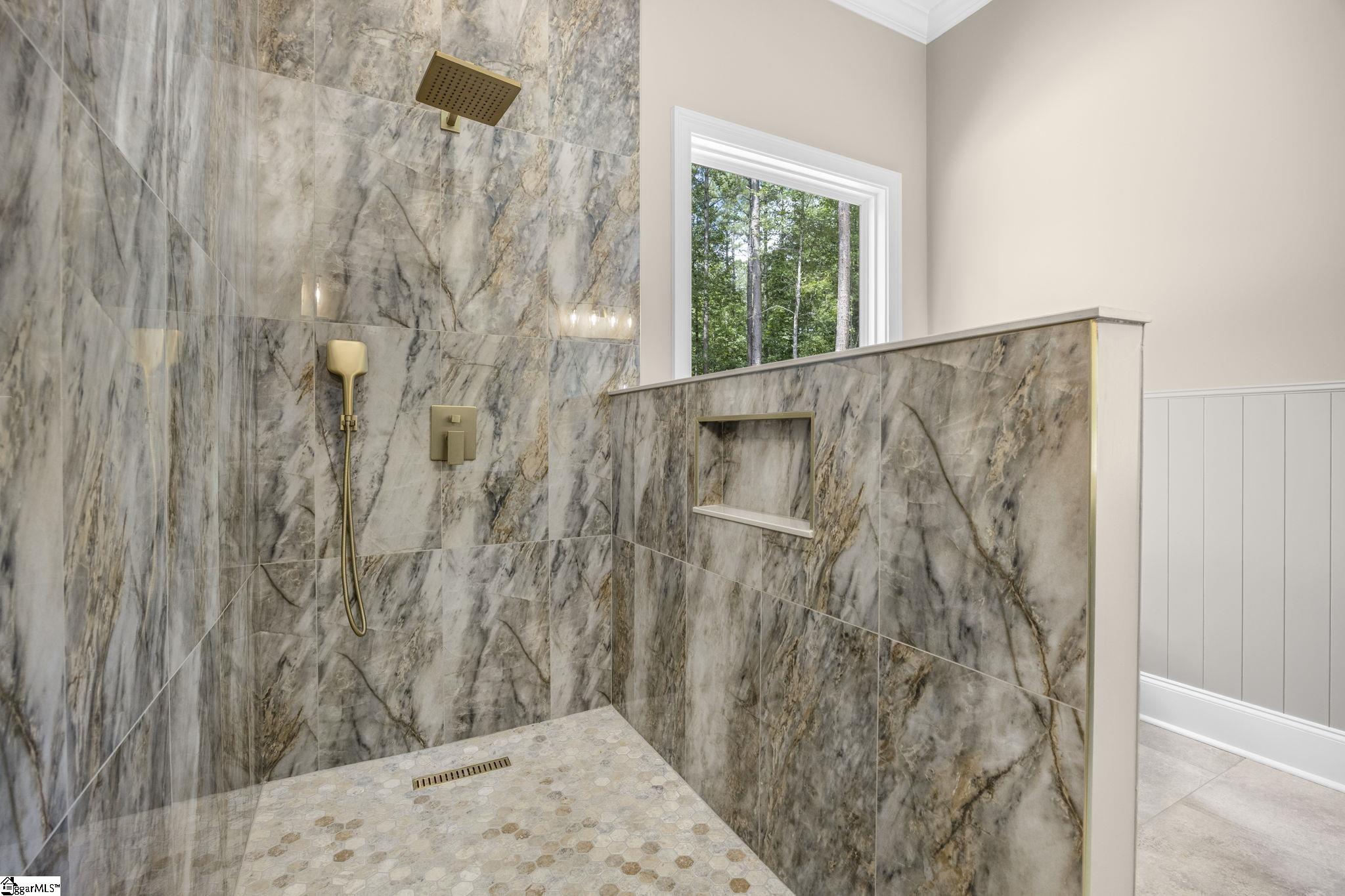 1589110 Property Photo 21