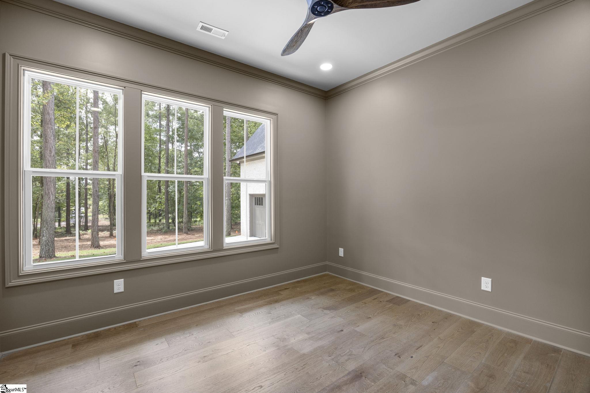 1589110 Property Photo 23