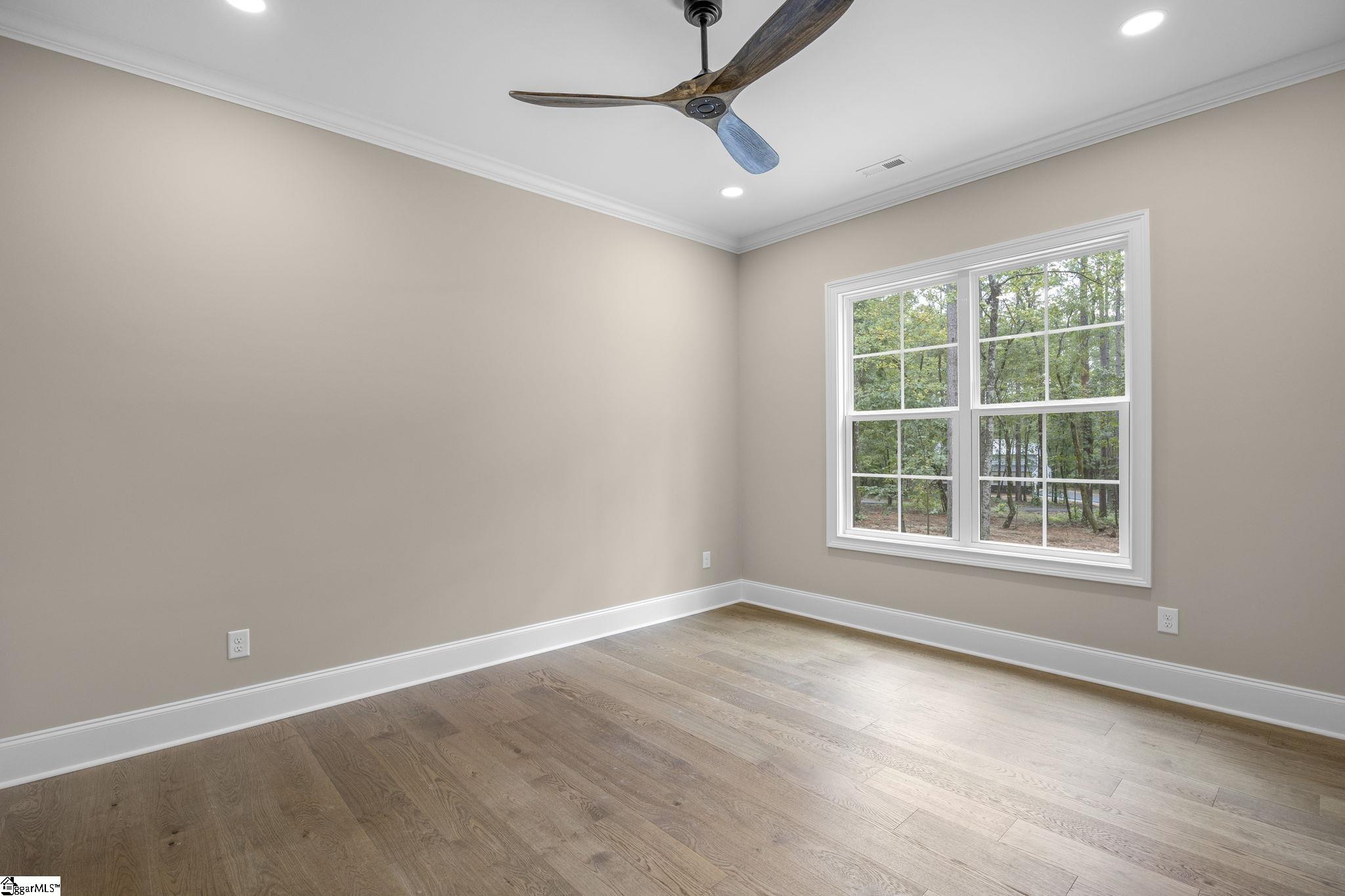 1589110 Property Photo 25