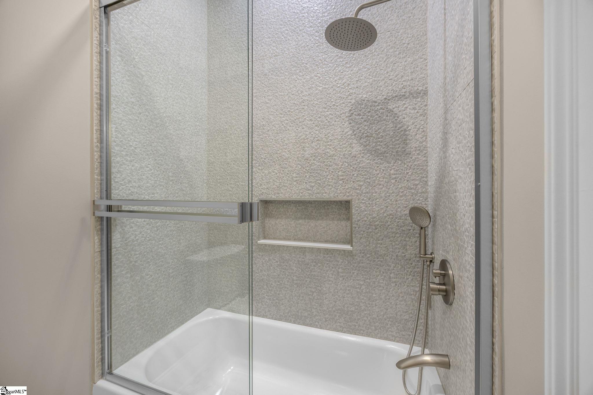 1589110 Property Photo 29