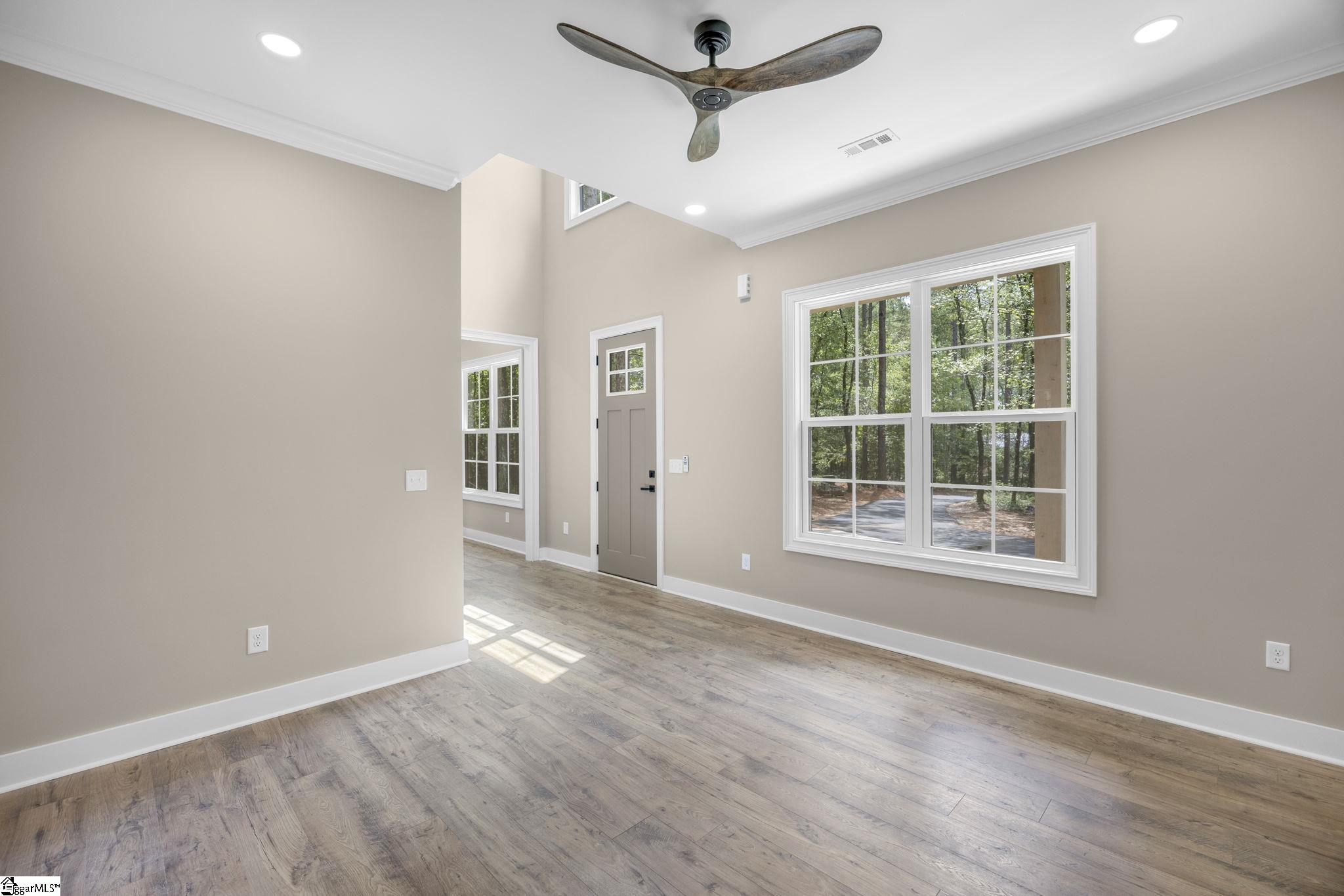 1589110 Property Photo 37