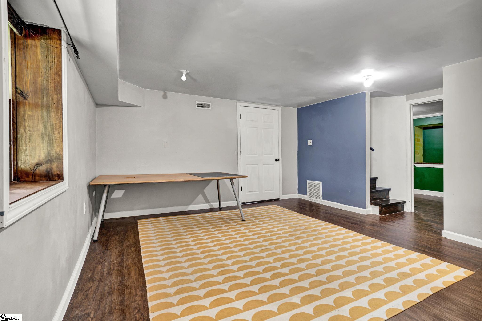 309 Pineview Drive Property Photo 23