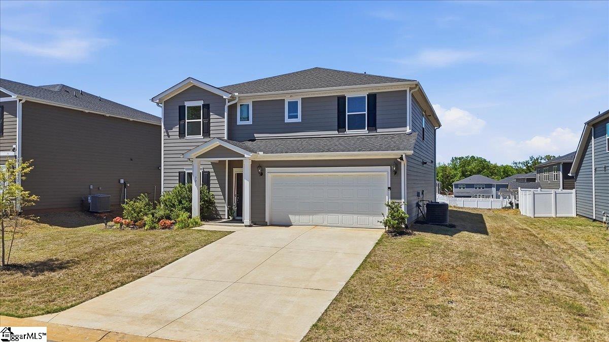 721 Burghley Circle Property Photo 2