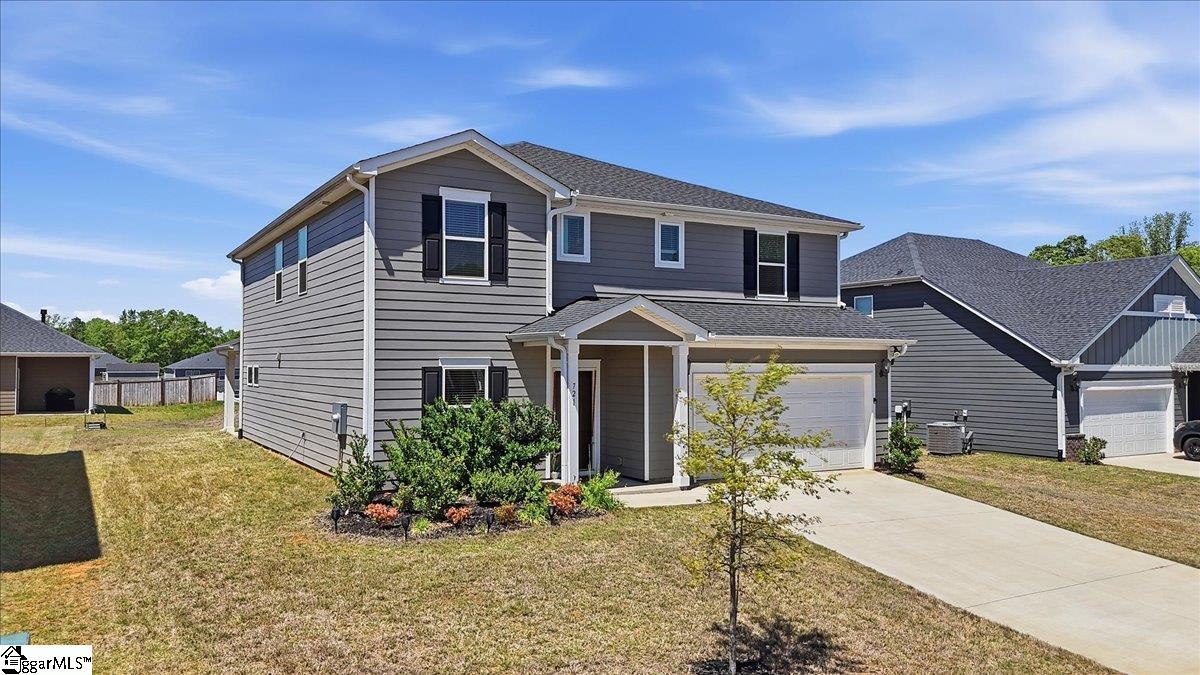 721 Burghley Circle Property Photo 3