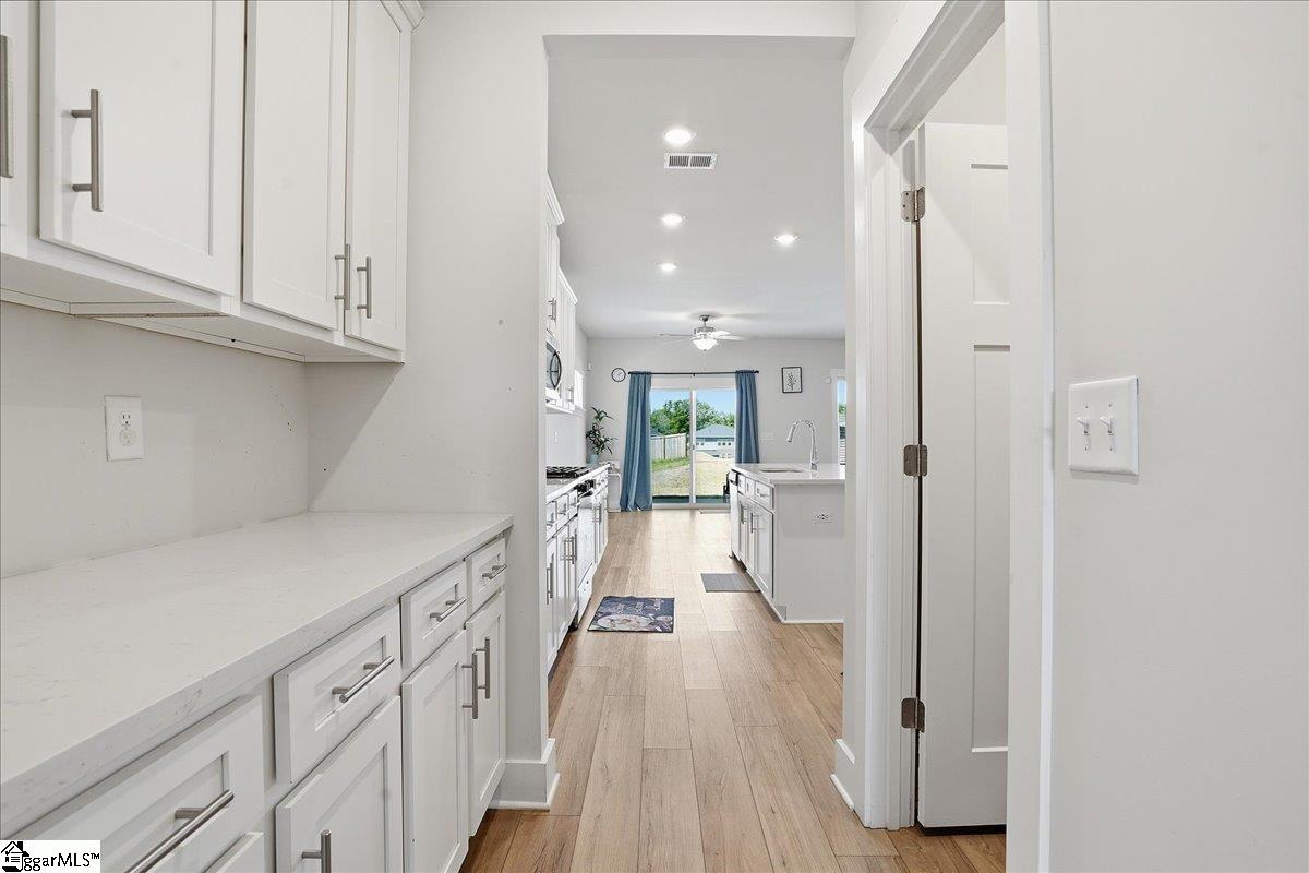 721 Burghley Circle Property Photo 7