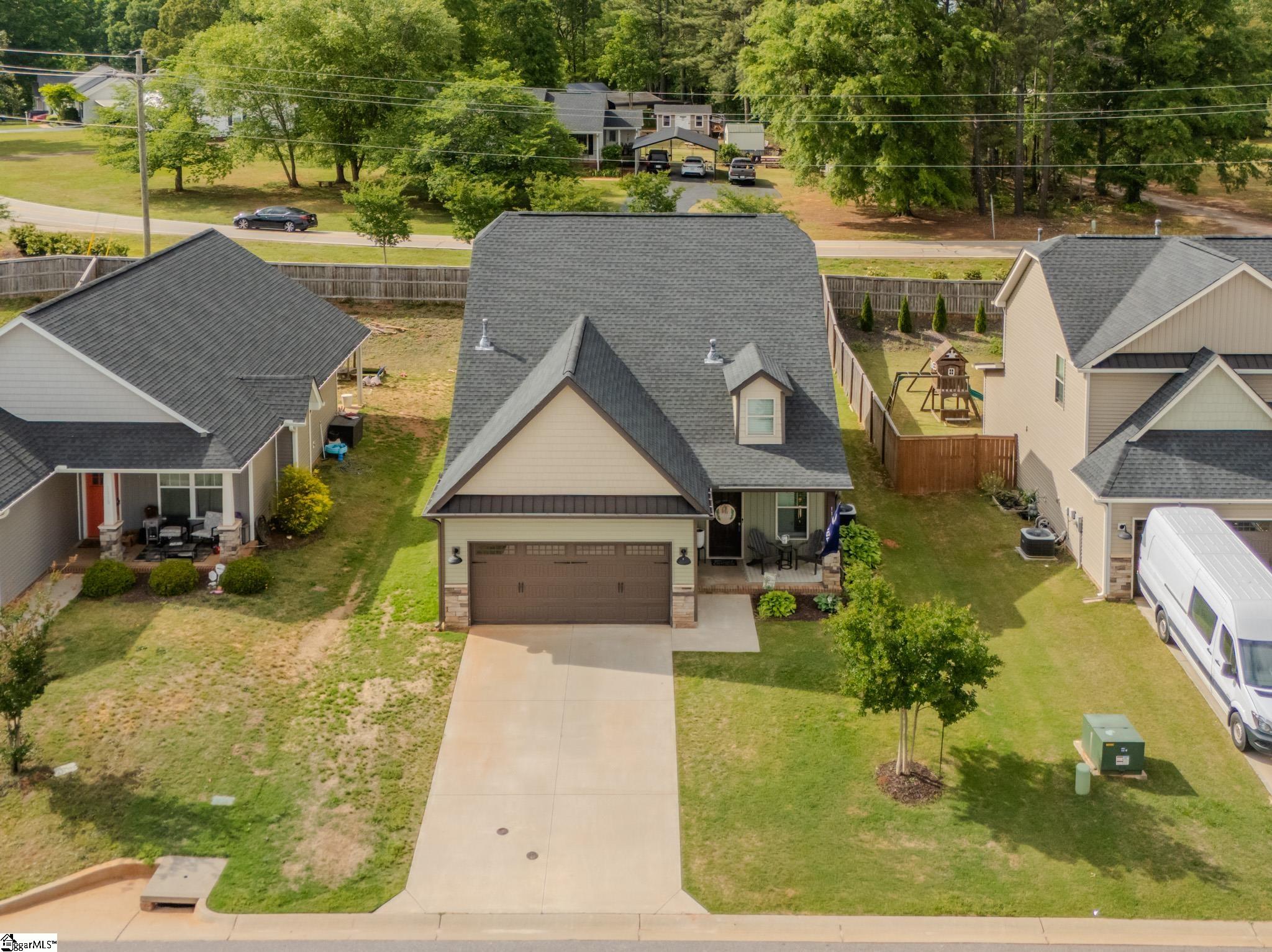 1114 Wanley Way Property Photo 4
