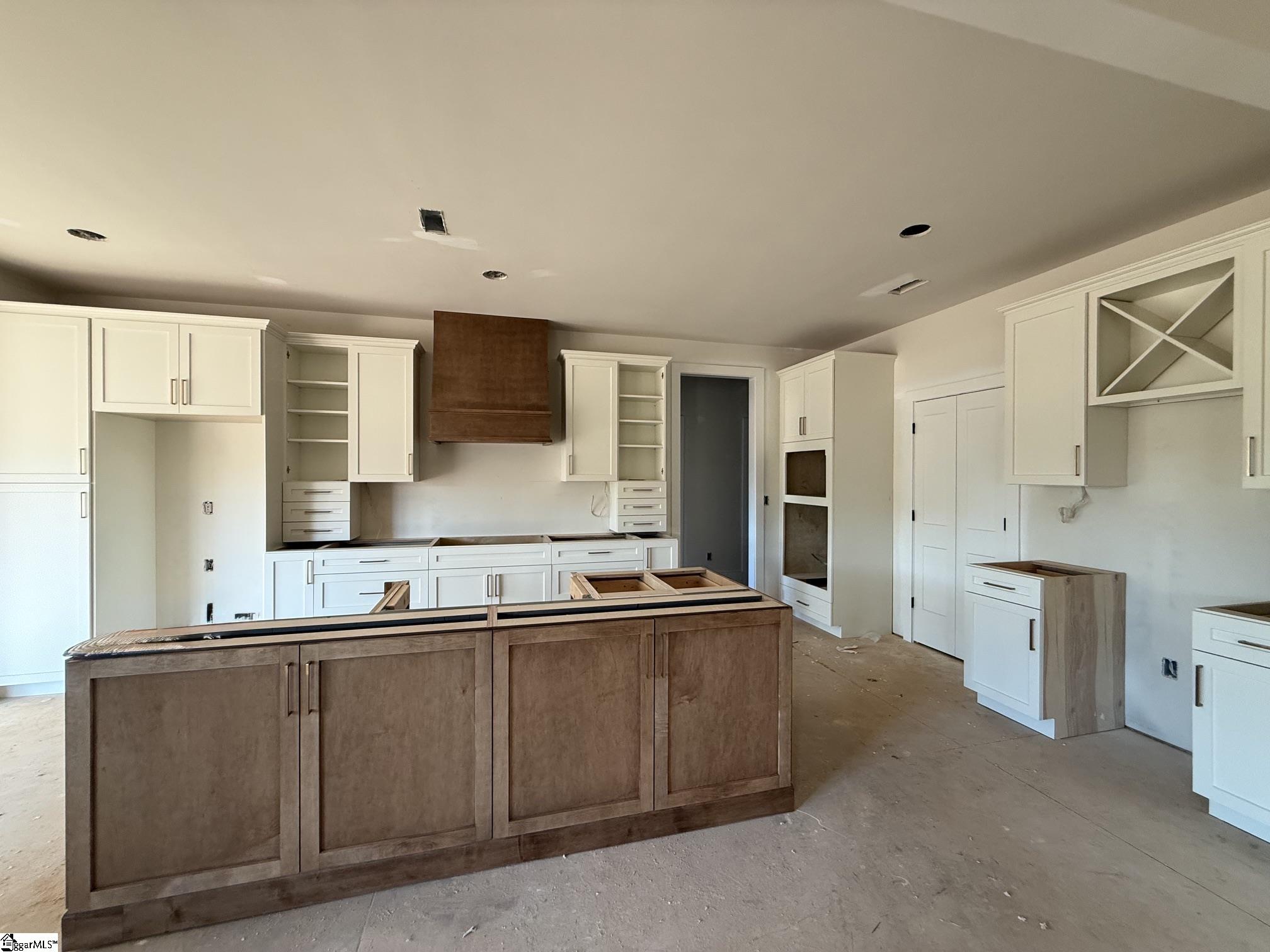 3044 Akins Street Property Photo 5