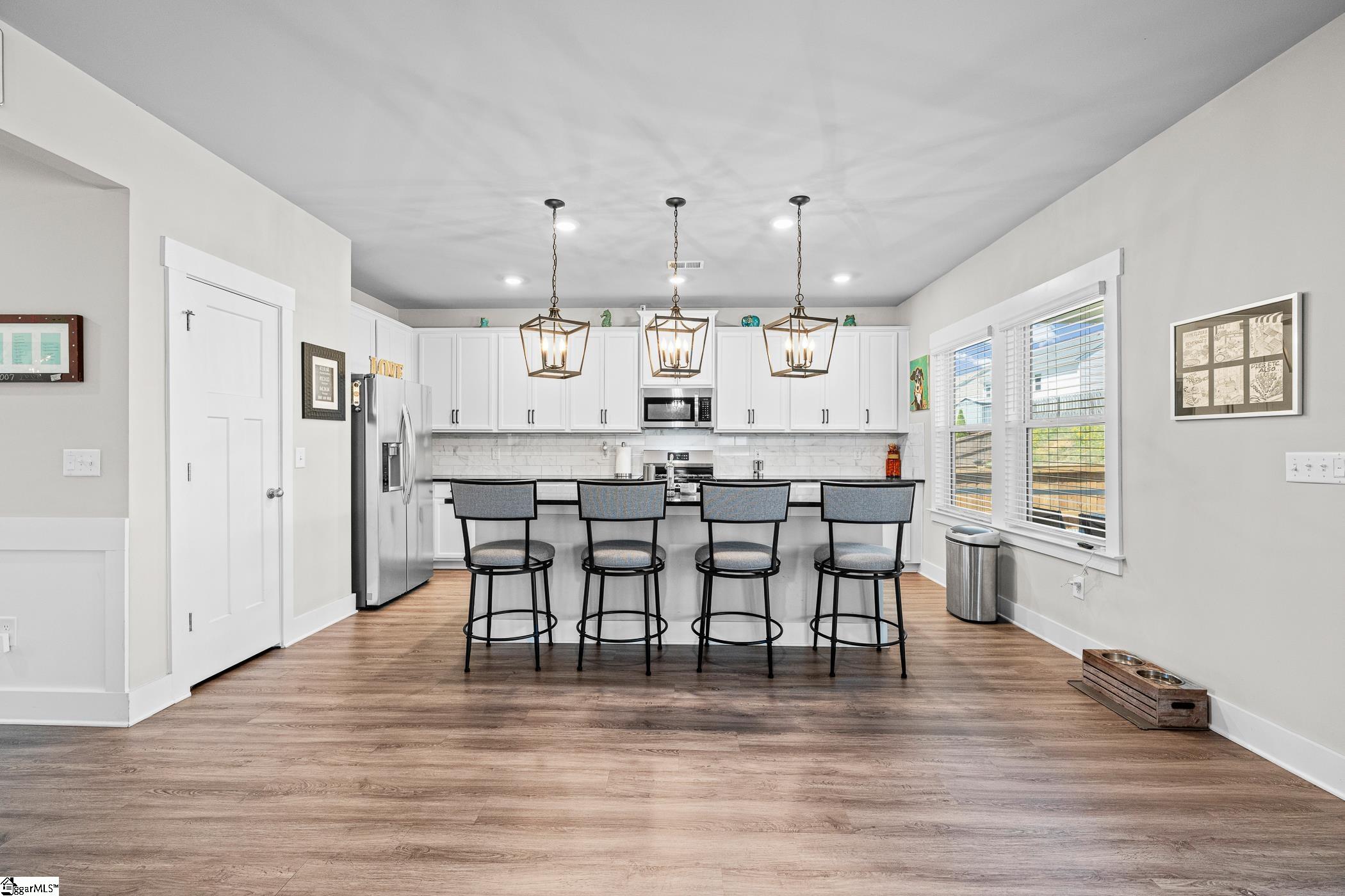 442 Wolfbend Road Property Photo 7