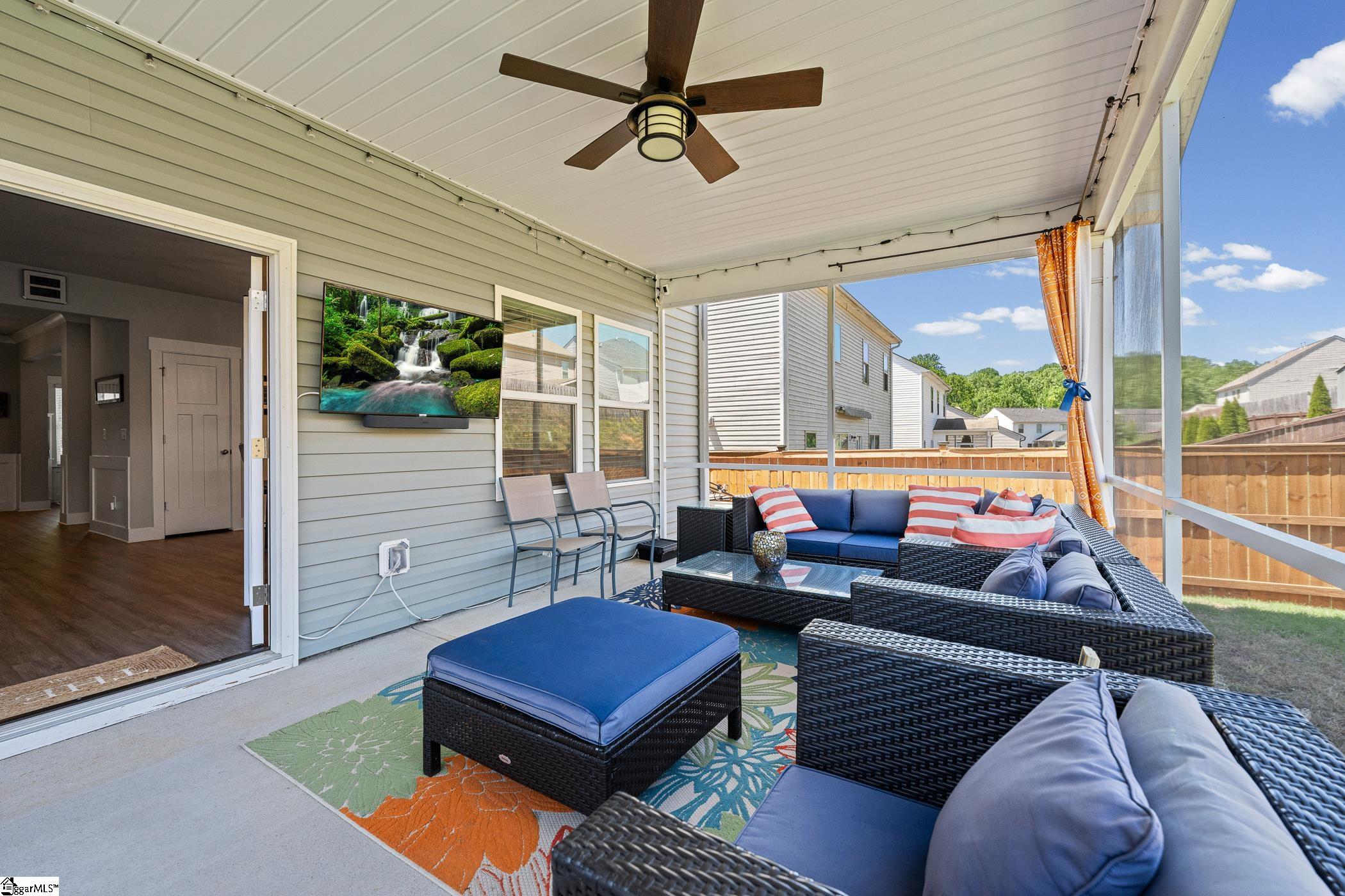 442 Wolfbend Road Property Photo 16