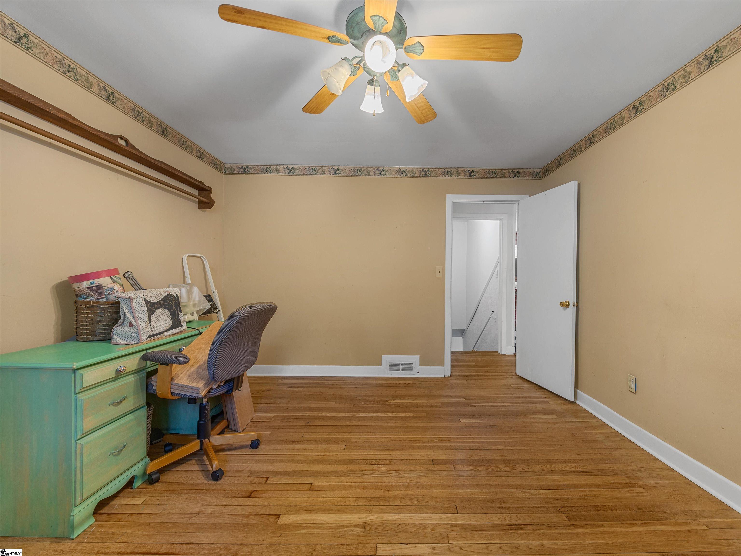 117 Tanglewylde Drive Property Photo 22