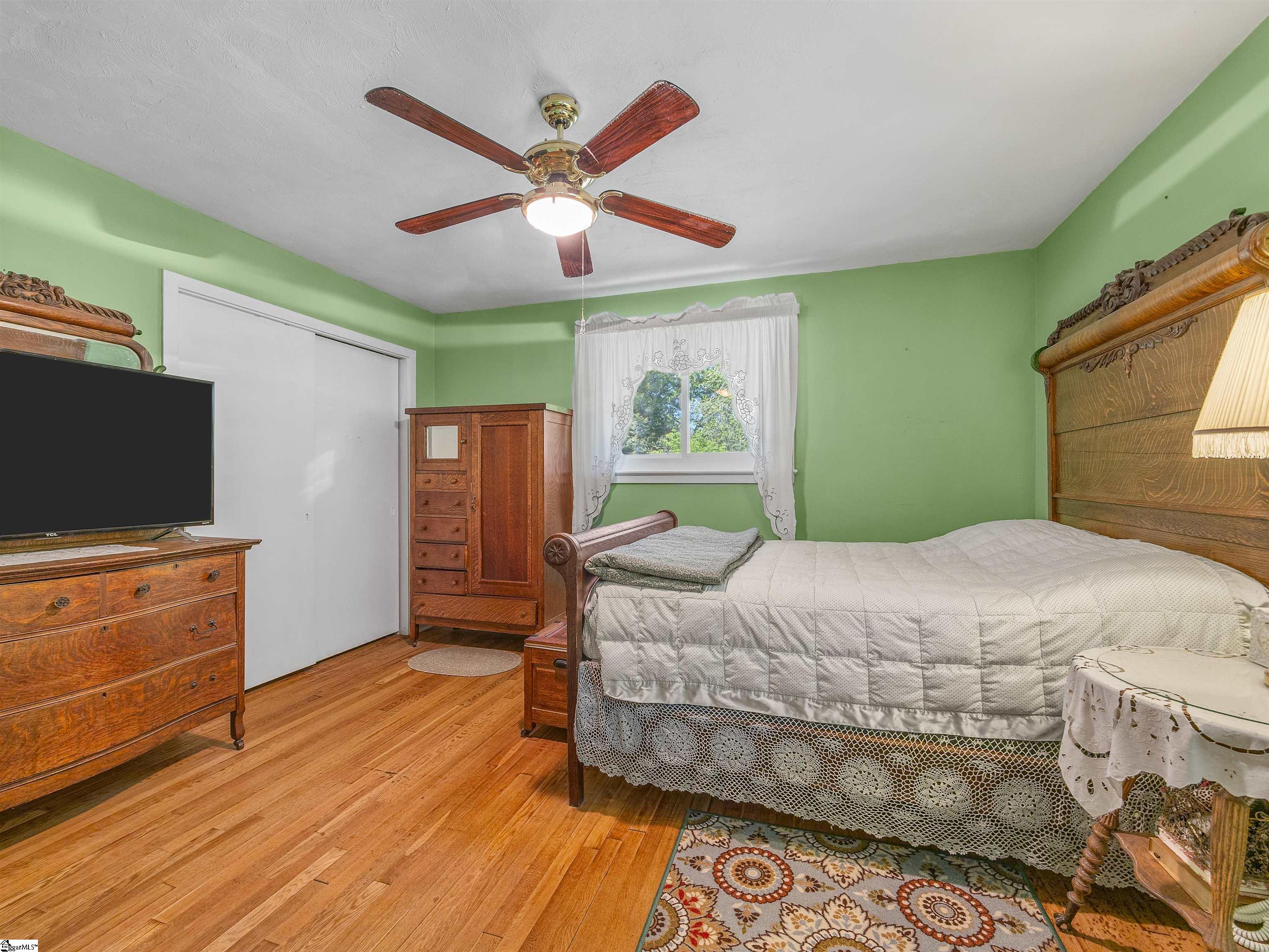 117 Tanglewylde Drive Property Photo 16