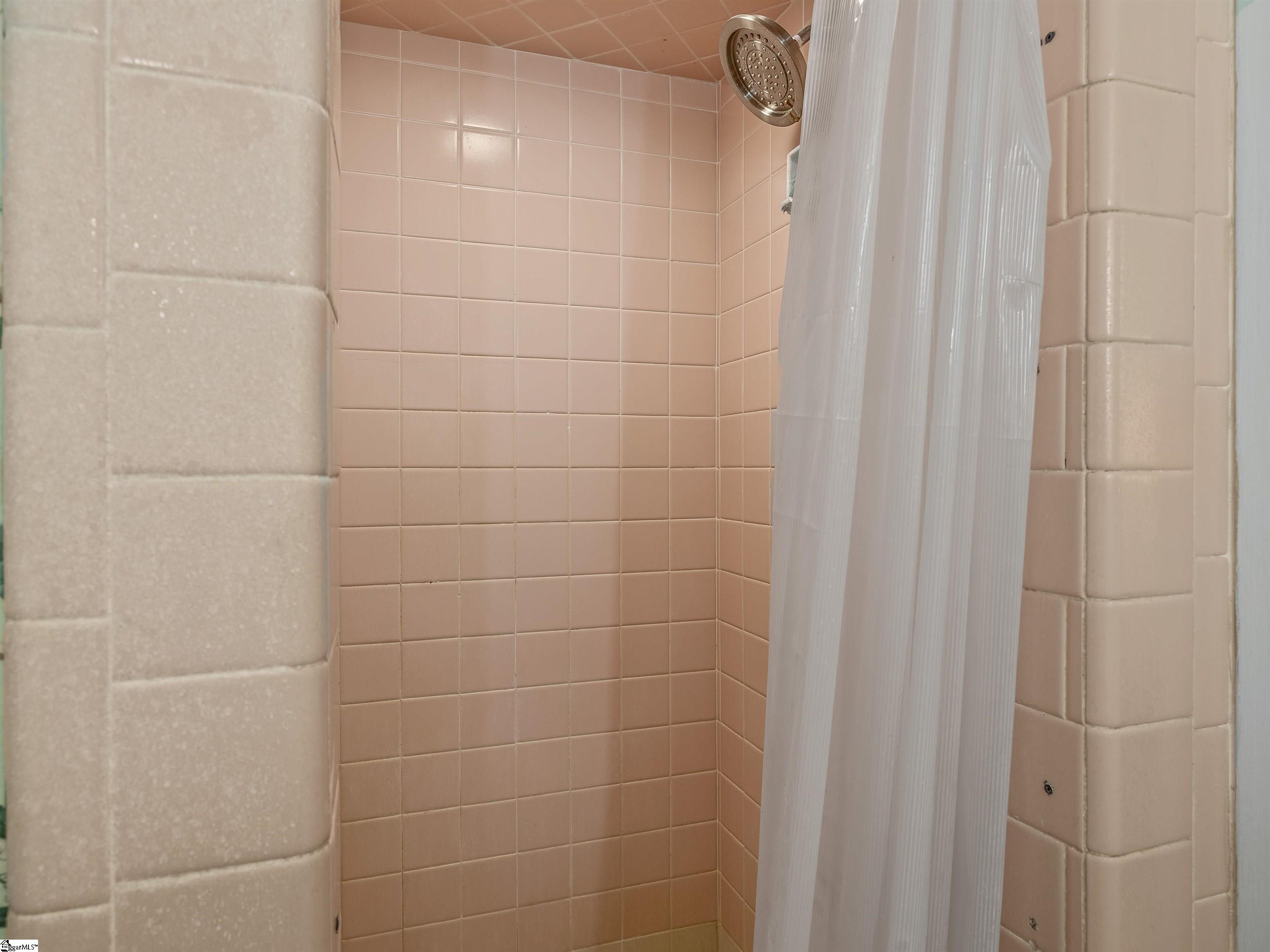 117 Tanglewylde Drive Property Photo 19