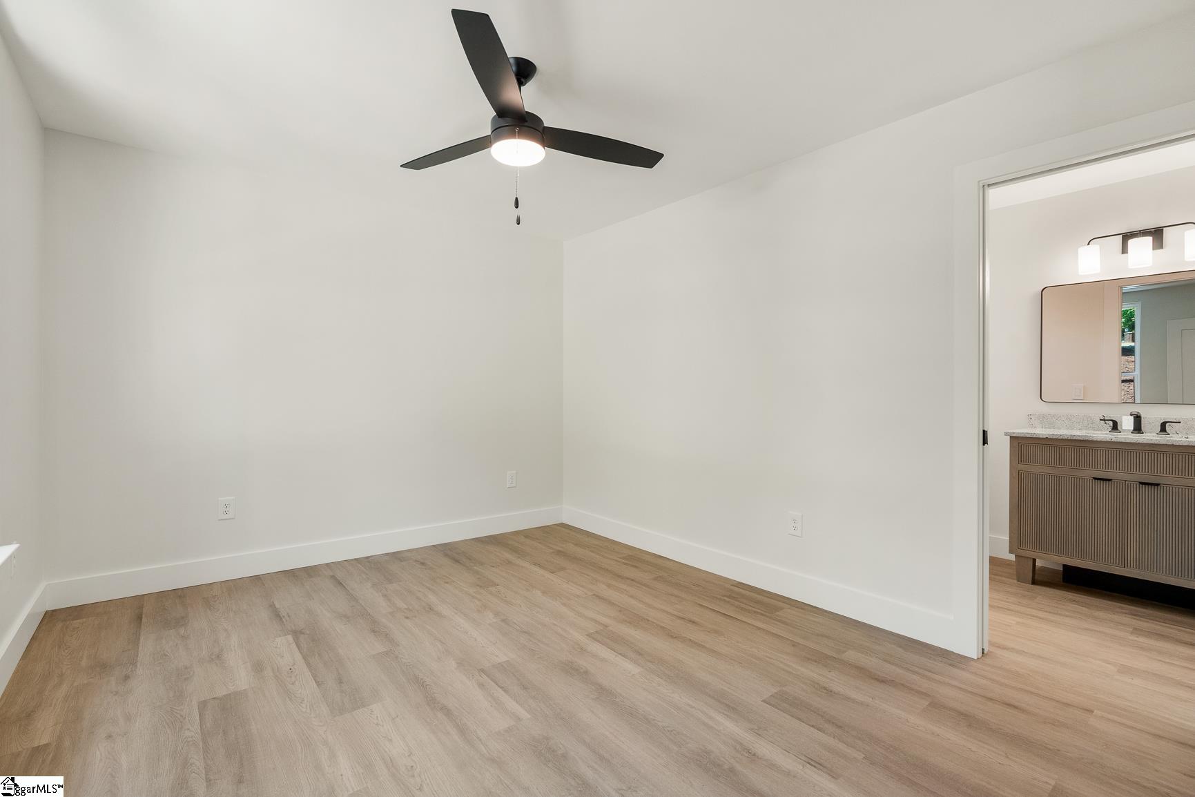 4809 Great Oaks Drive Property Photo 26