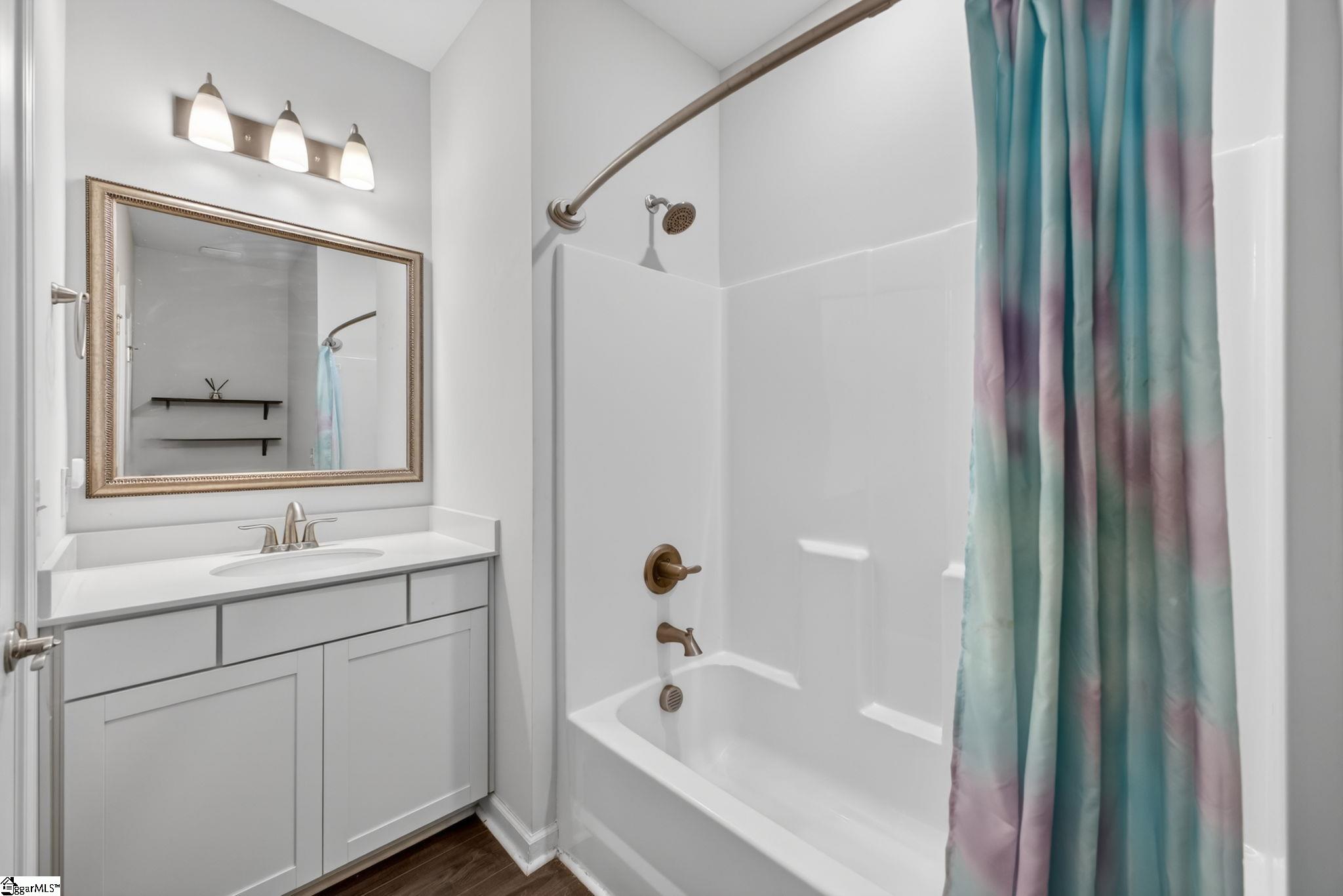 307 Valley Oak Drive Property Photo 17