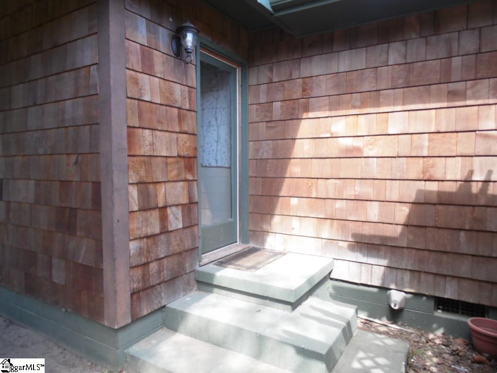 1589426 Property Photo 5