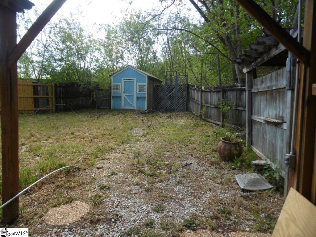 1589426 Property Photo 15