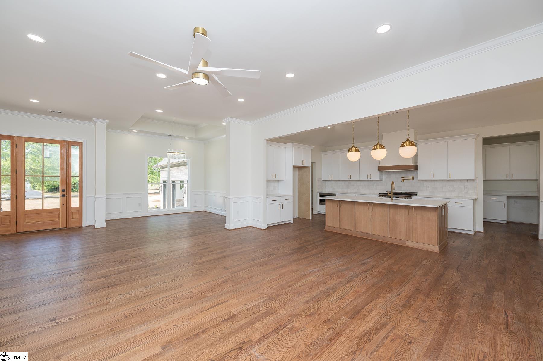 201 Compass Point Property Photo 12