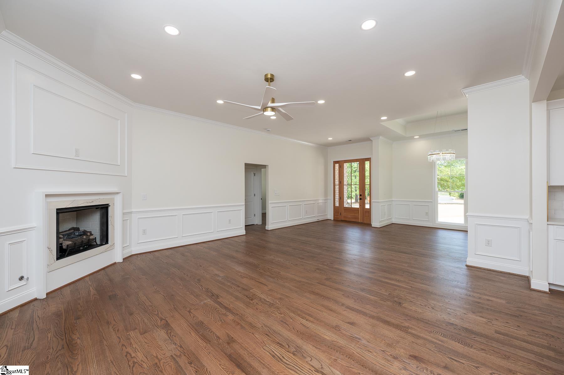 201 Compass Point Property Photo 15