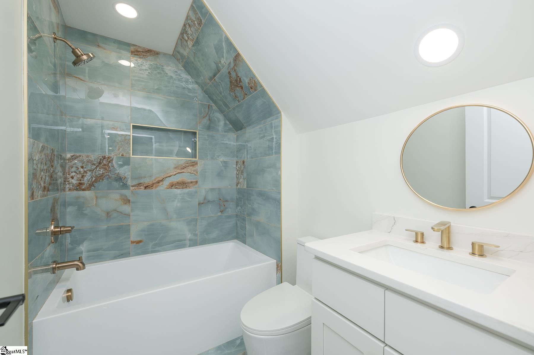 201 Compass Point Property Photo 39