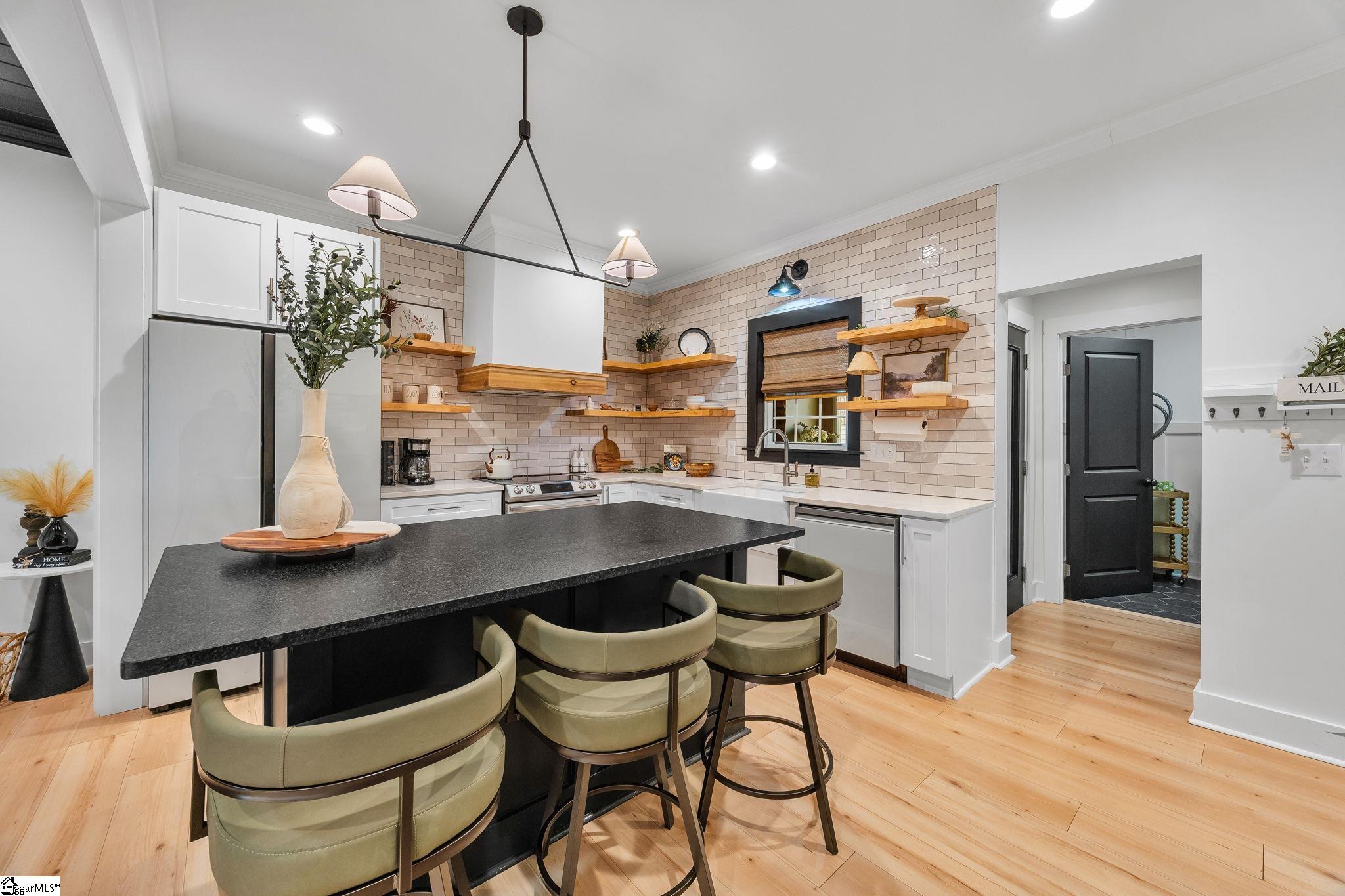 405 Pennsylvania Avenue Property Photo 8