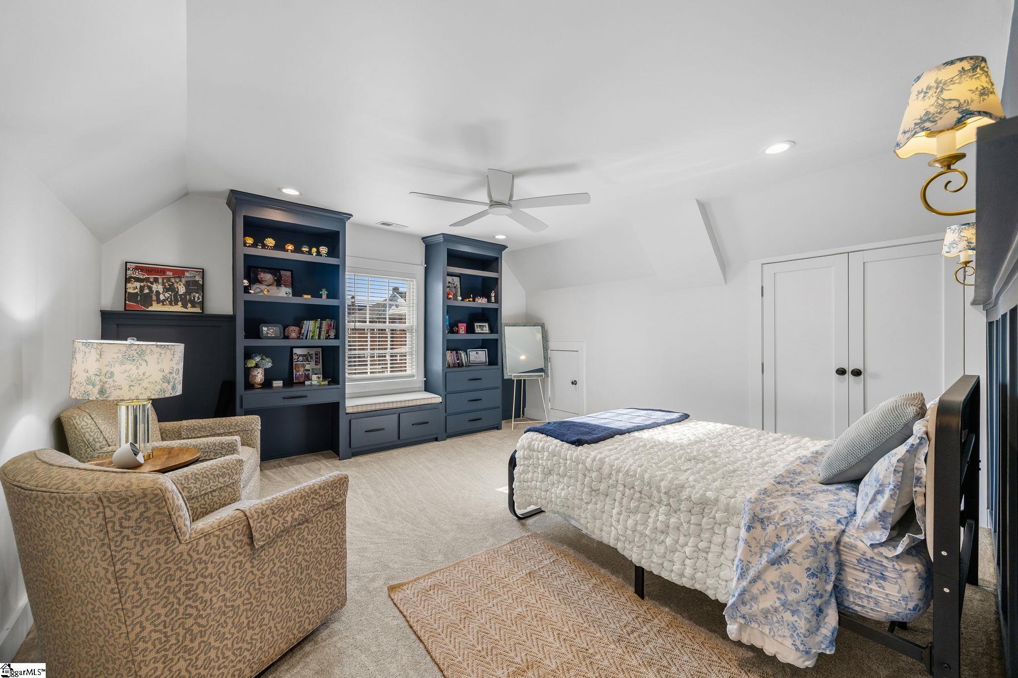 405 Pennsylvania Avenue Property Photo 25