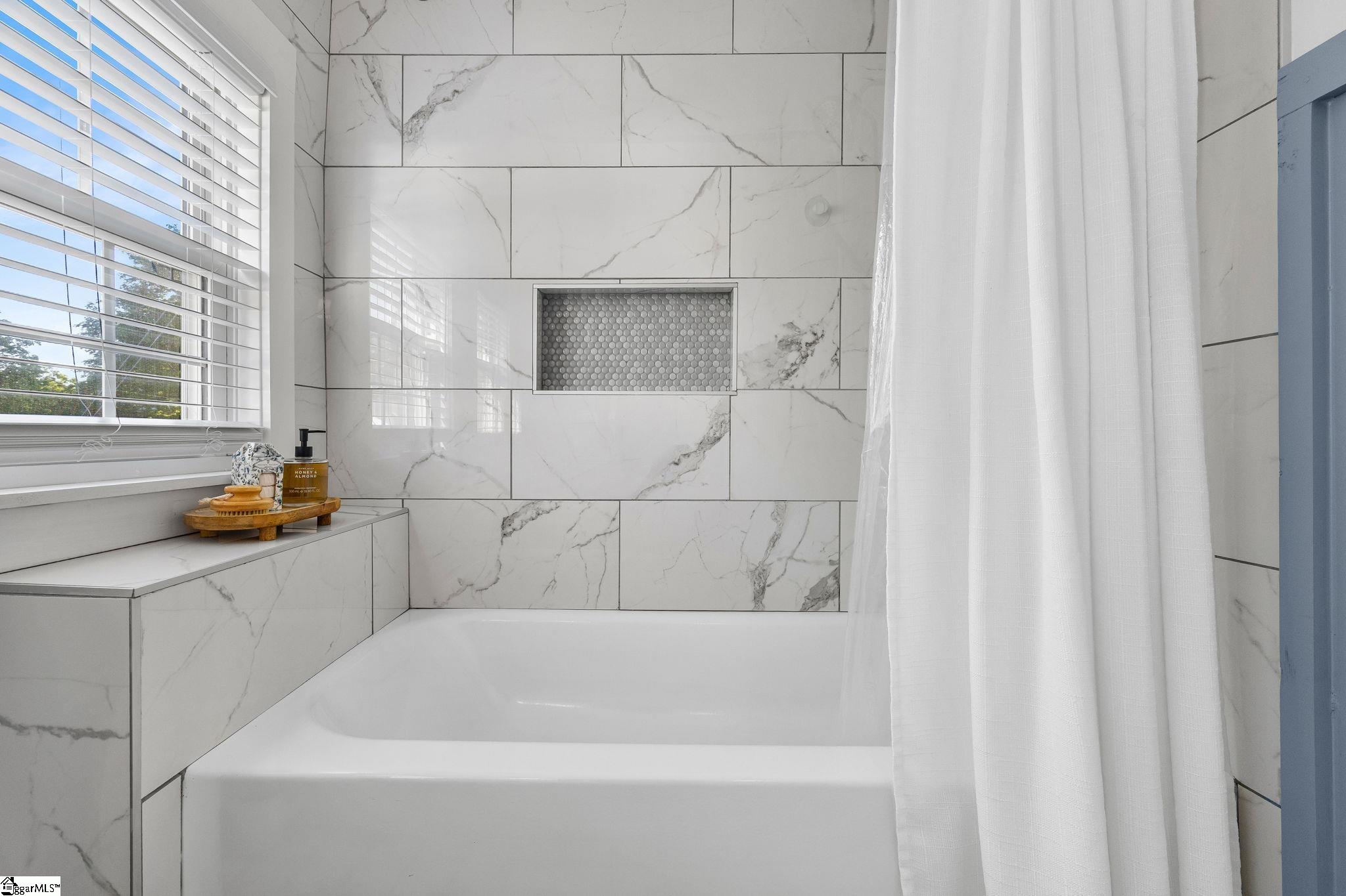 405 Pennsylvania Avenue Property Photo 27