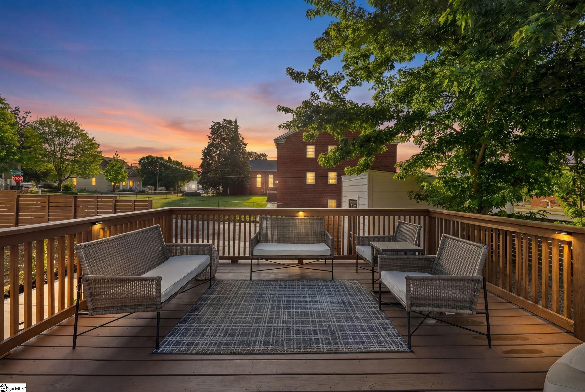 405 Pennsylvania Avenue Property Photo 35