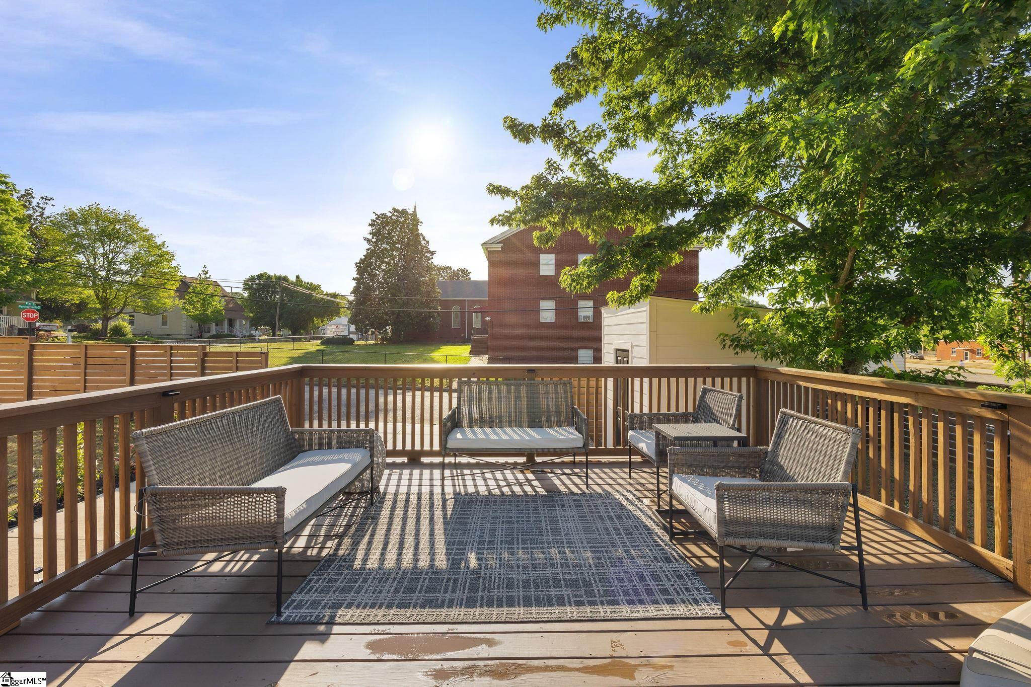 405 Pennsylvania Avenue Property Photo 36