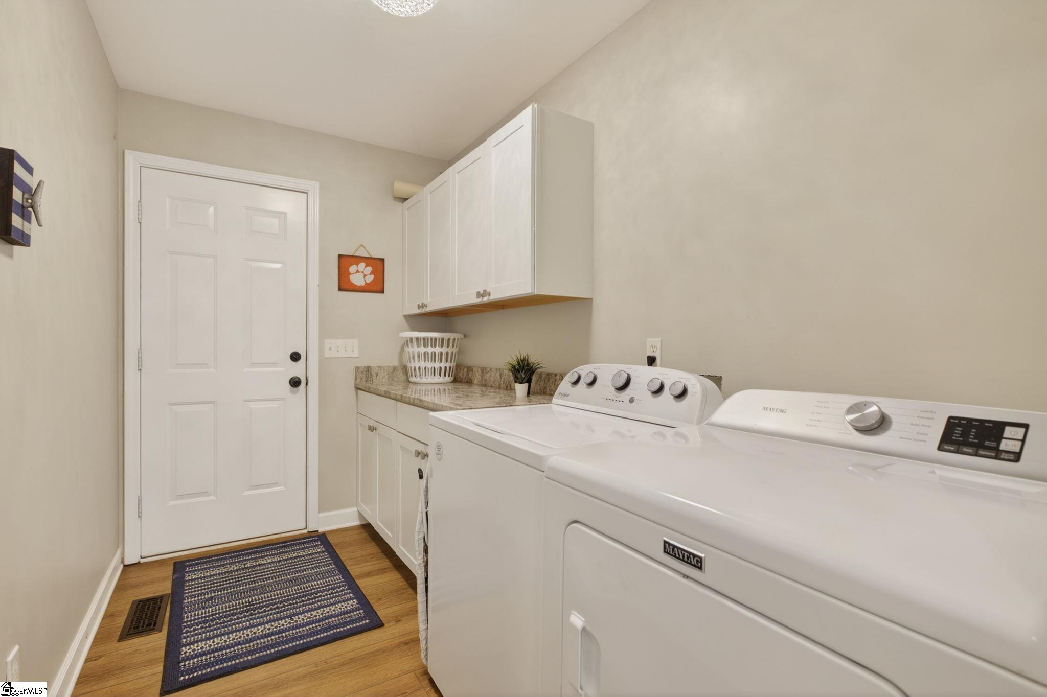 322 Shorecrest Drive Property Photo 13
