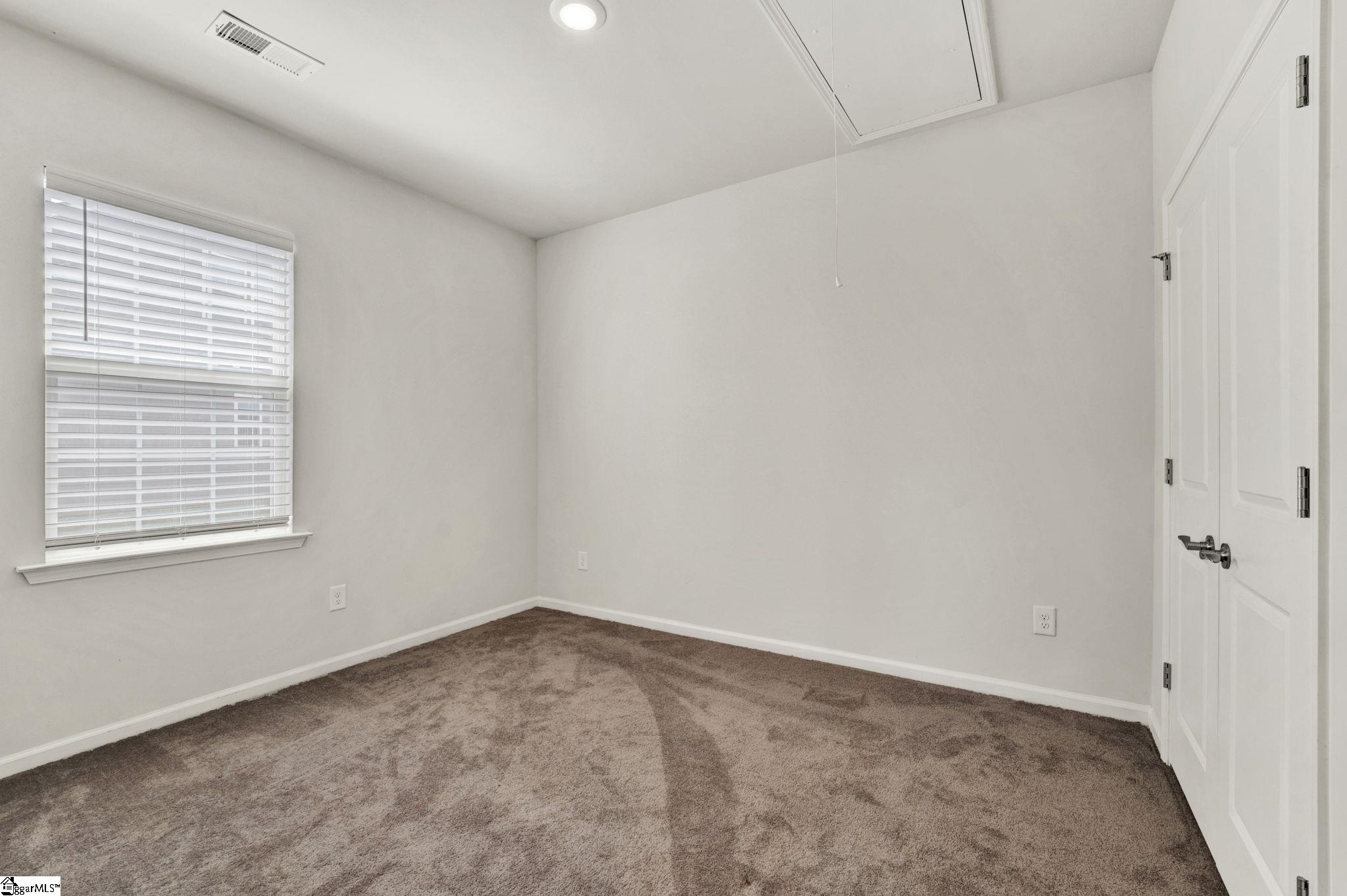 304 Double Crest Drive Property Photo 20