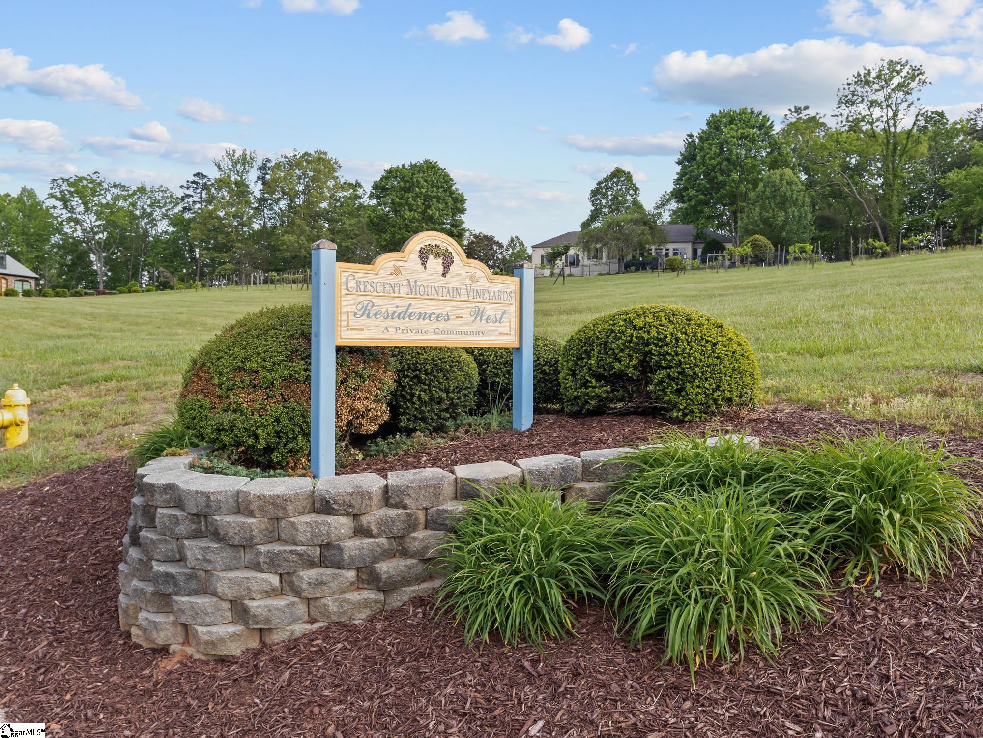 5 Rhone Valley Circle Property Photo 4