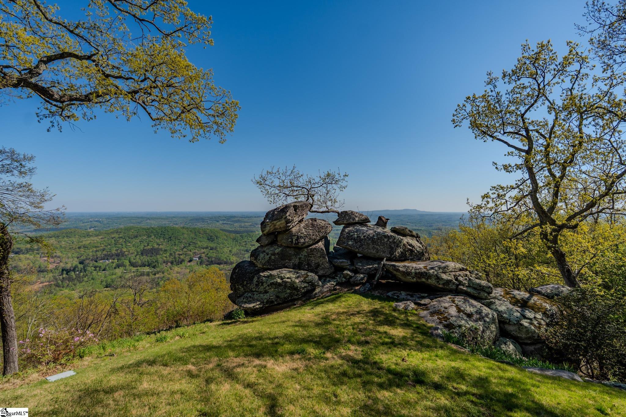 33 Southview Ledge Road Property Photo 3