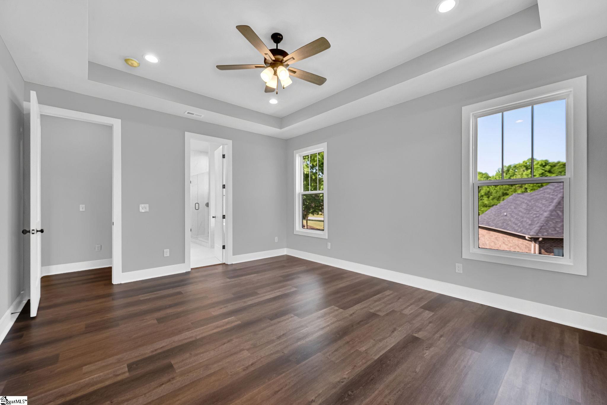 1589737 Property Photo 17