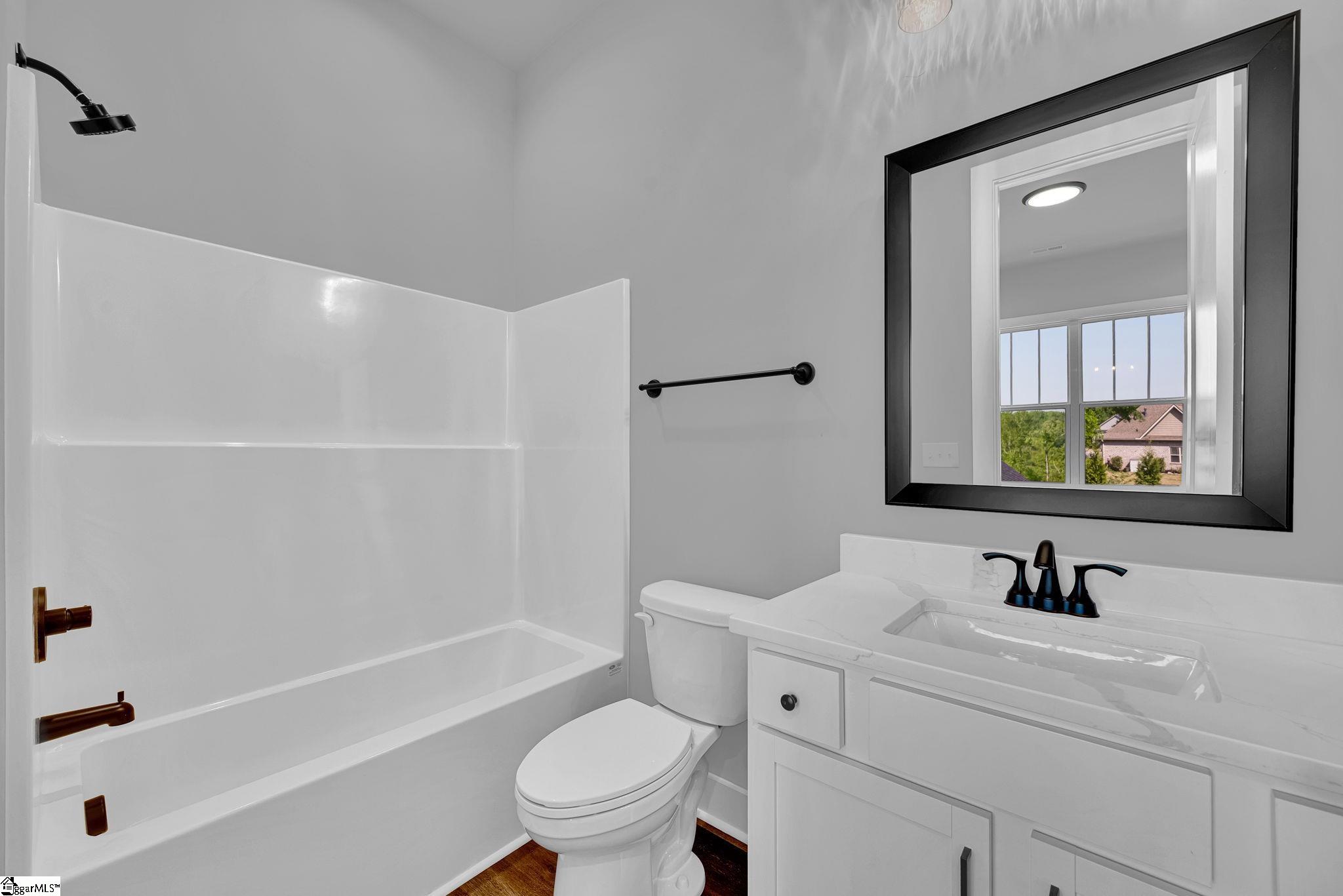 1589737 Property Photo 27
