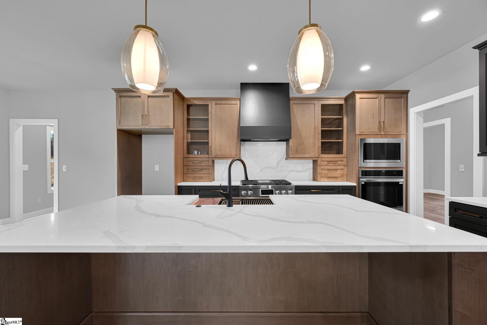 1038 Tuscany Drive Property Photo 8