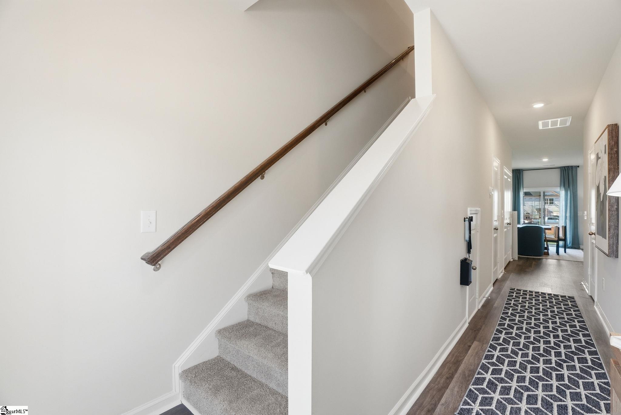 309 Lilac Loop Property Photo 3