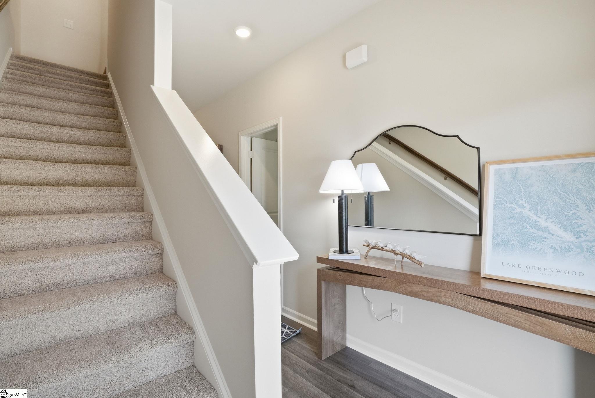 309 Lilac Loop Property Photo 4