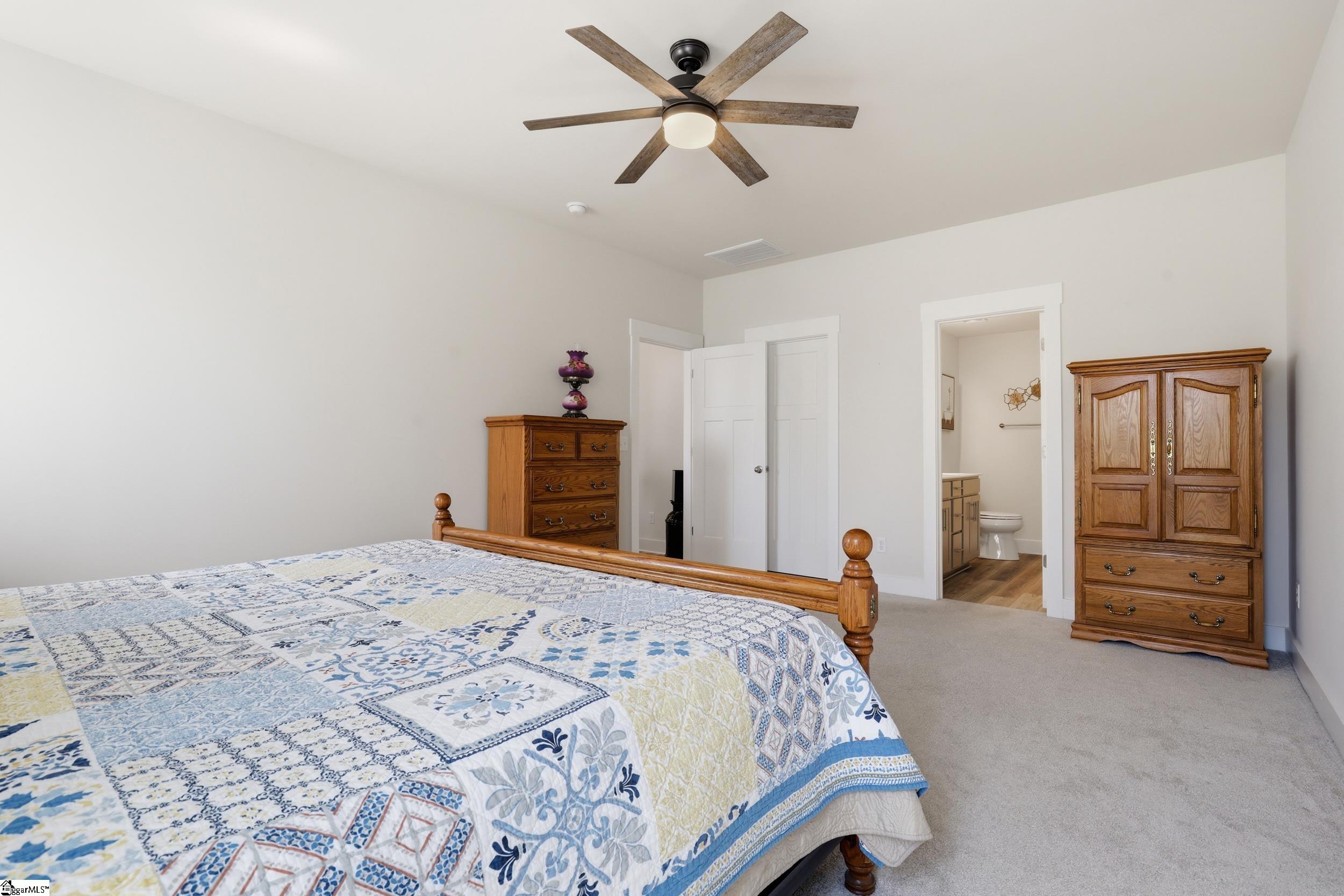 123 Ives Way Property Photo 15