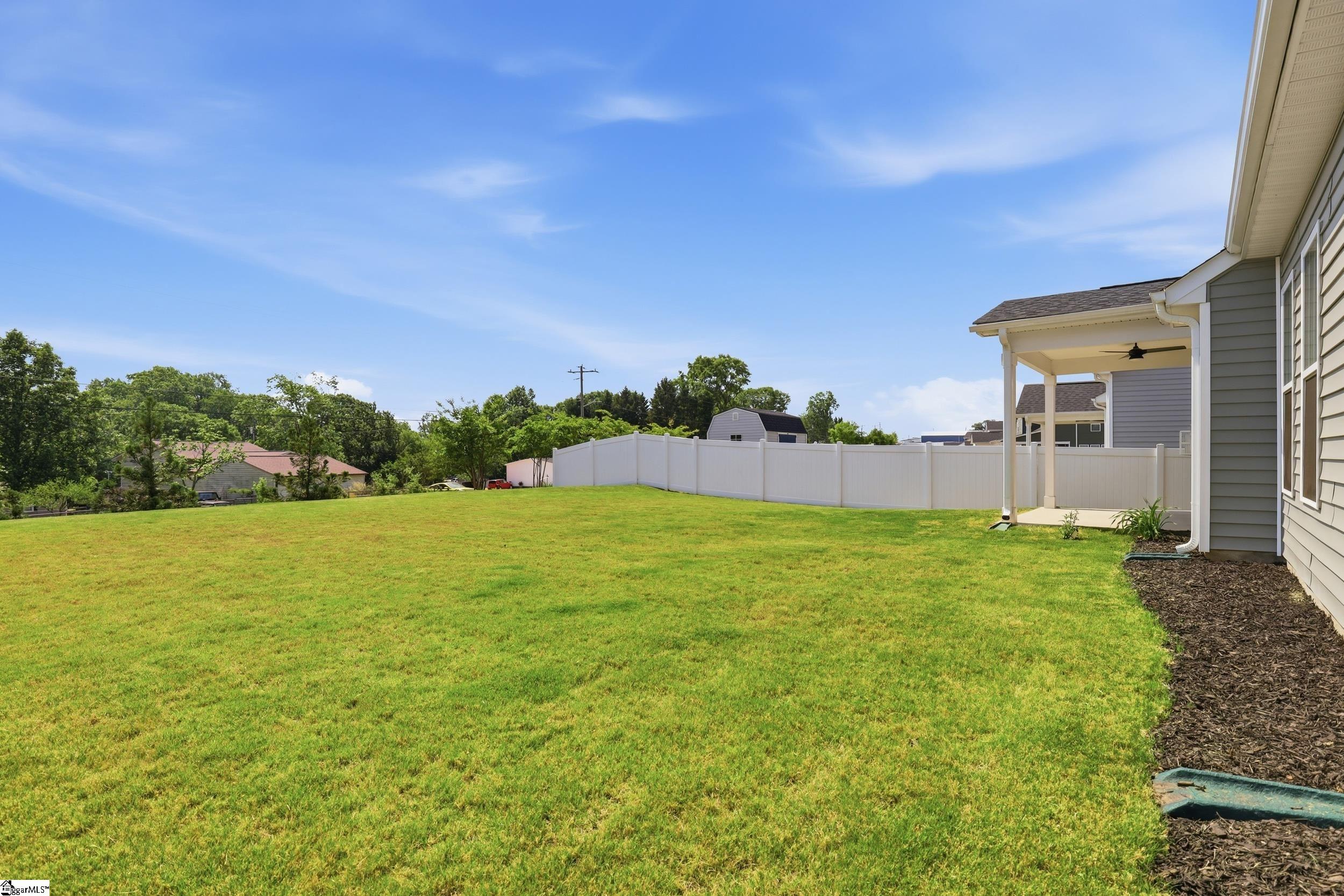 123 Ives Way Property Photo 29