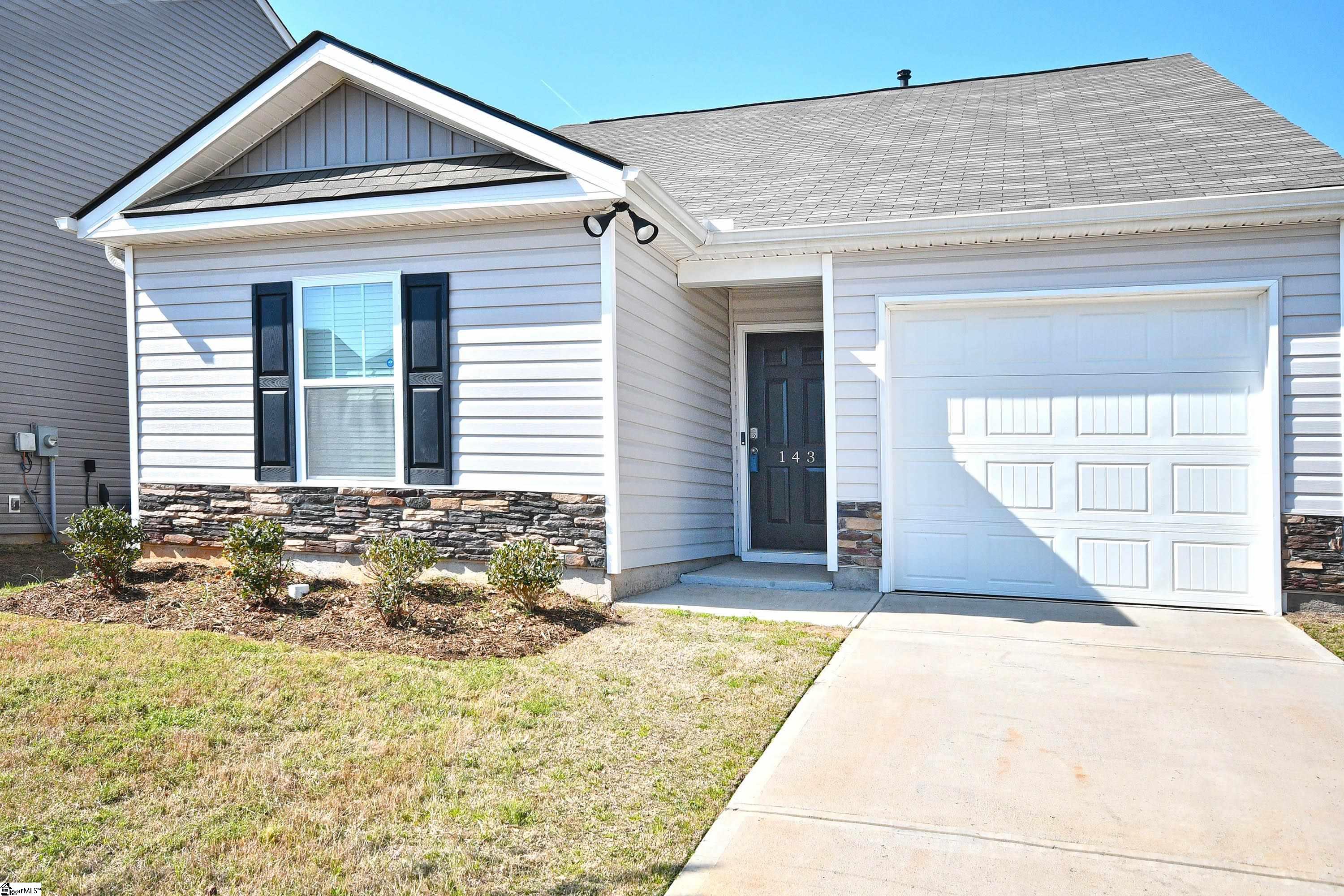 143 Boxbury Way Property Photo 2