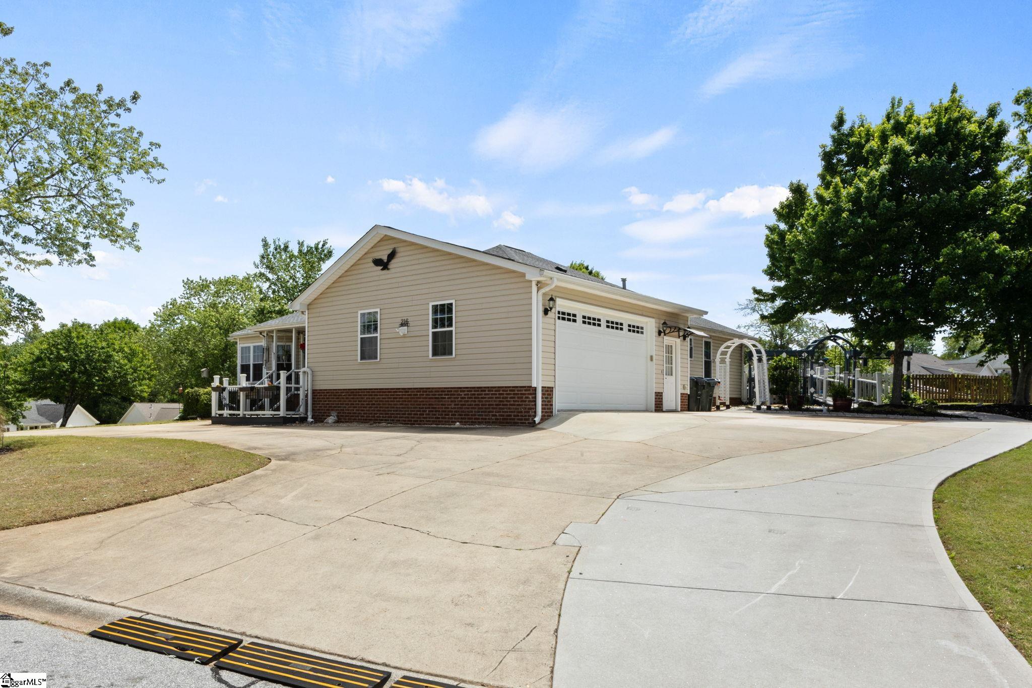 216 Cornelson Drive Property Photo 31