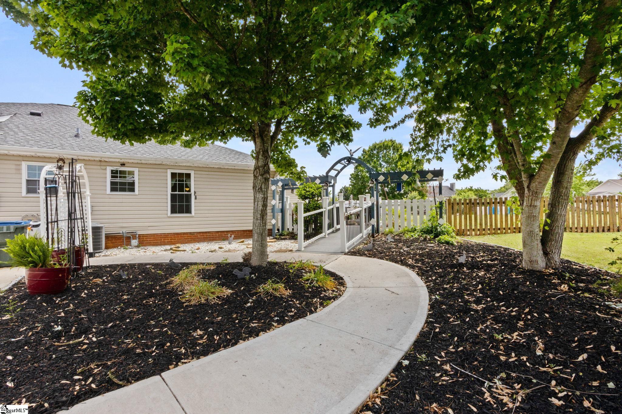 216 Cornelson Drive Property Photo 32