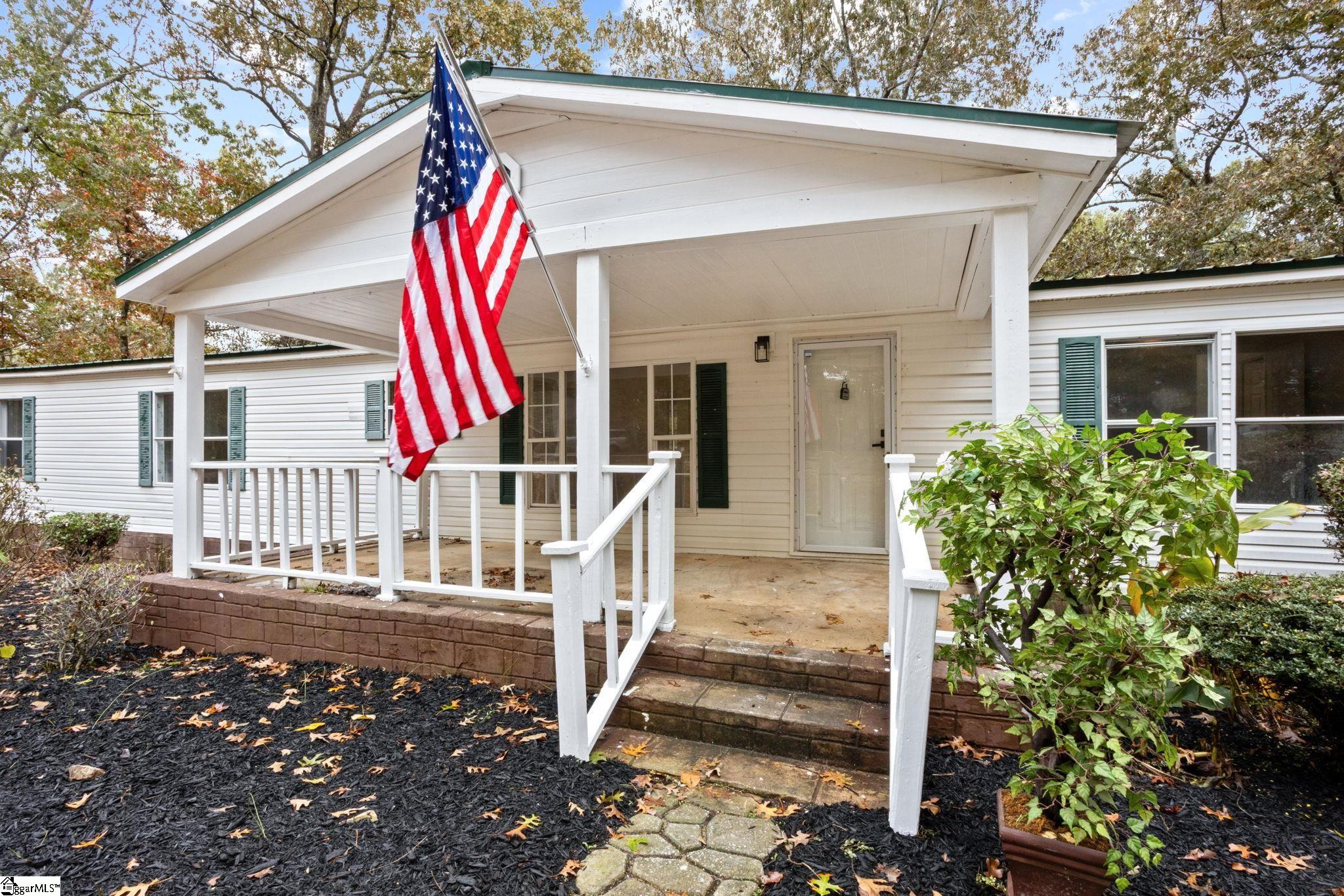 100 Epps Road Property Photo 2