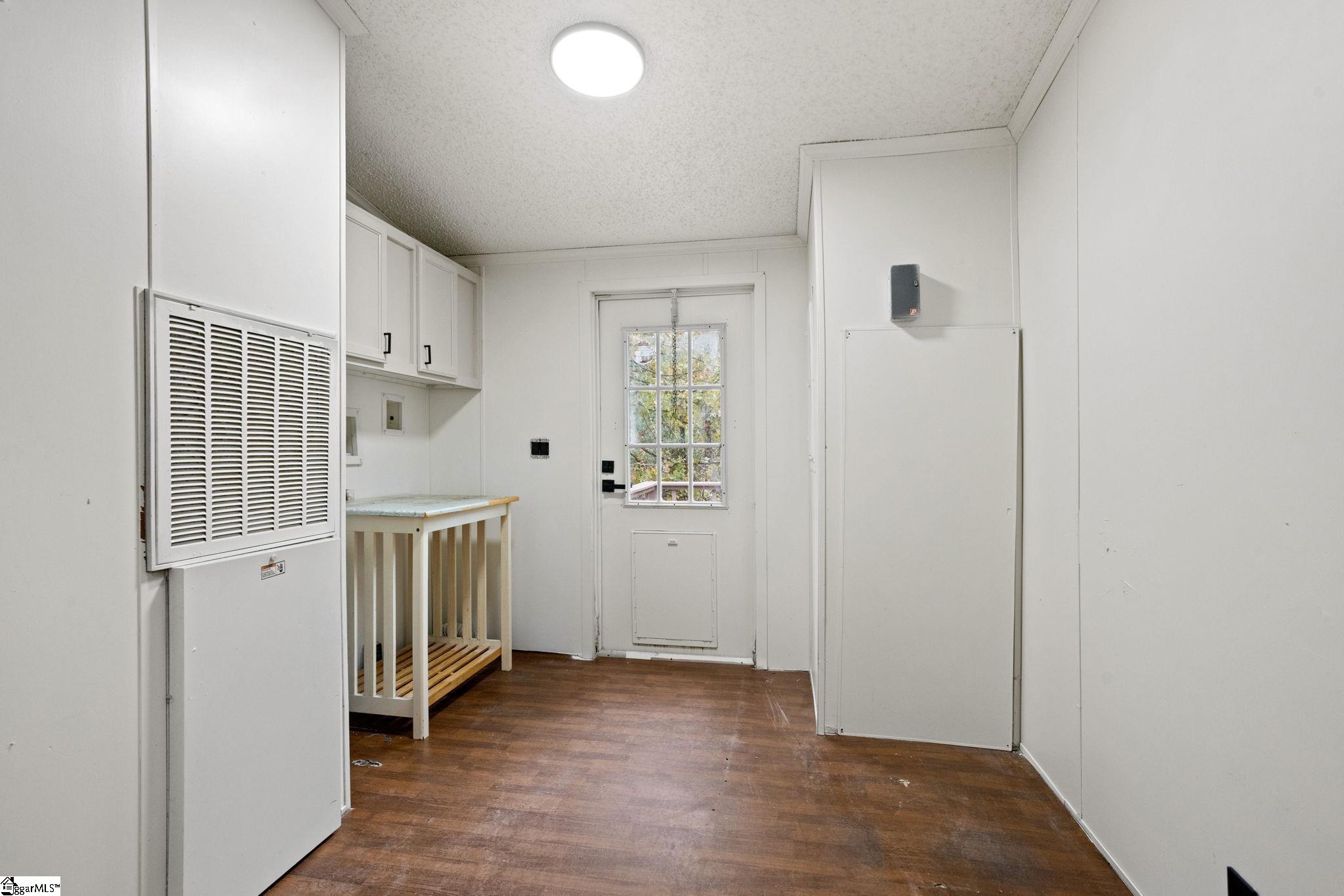 100 Epps Road Property Photo 13