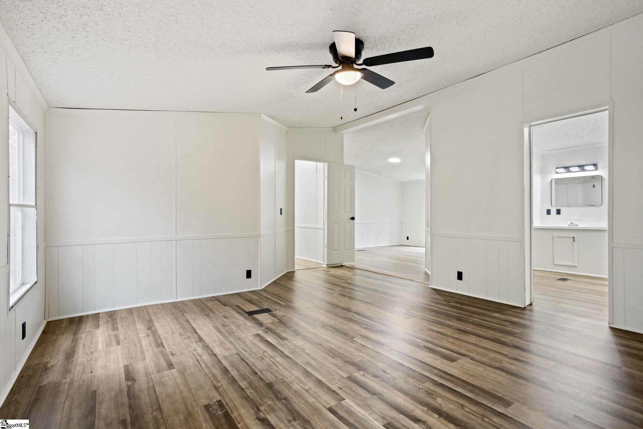 100 Epps Road Property Photo 15